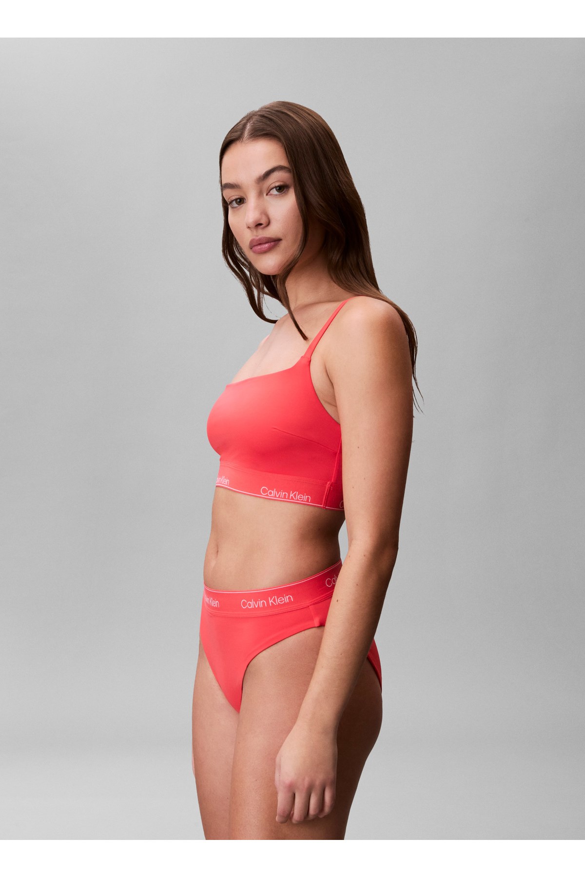 pembe-kadin-bikini-ust-square-neck-bra-000b52.jpg