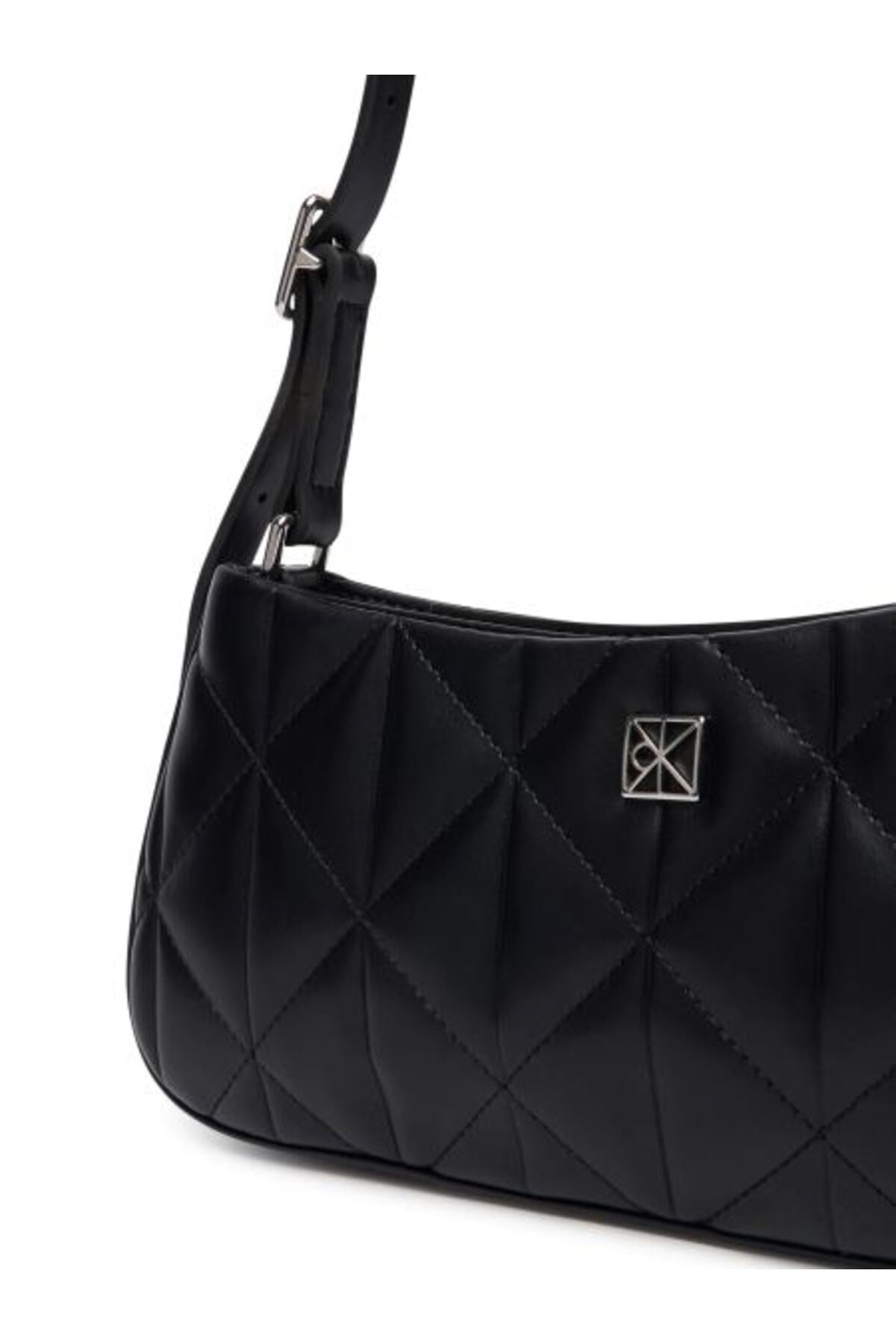 quilted-sm-siyah-kadin-omuz-cantasi-04-d13.jpg