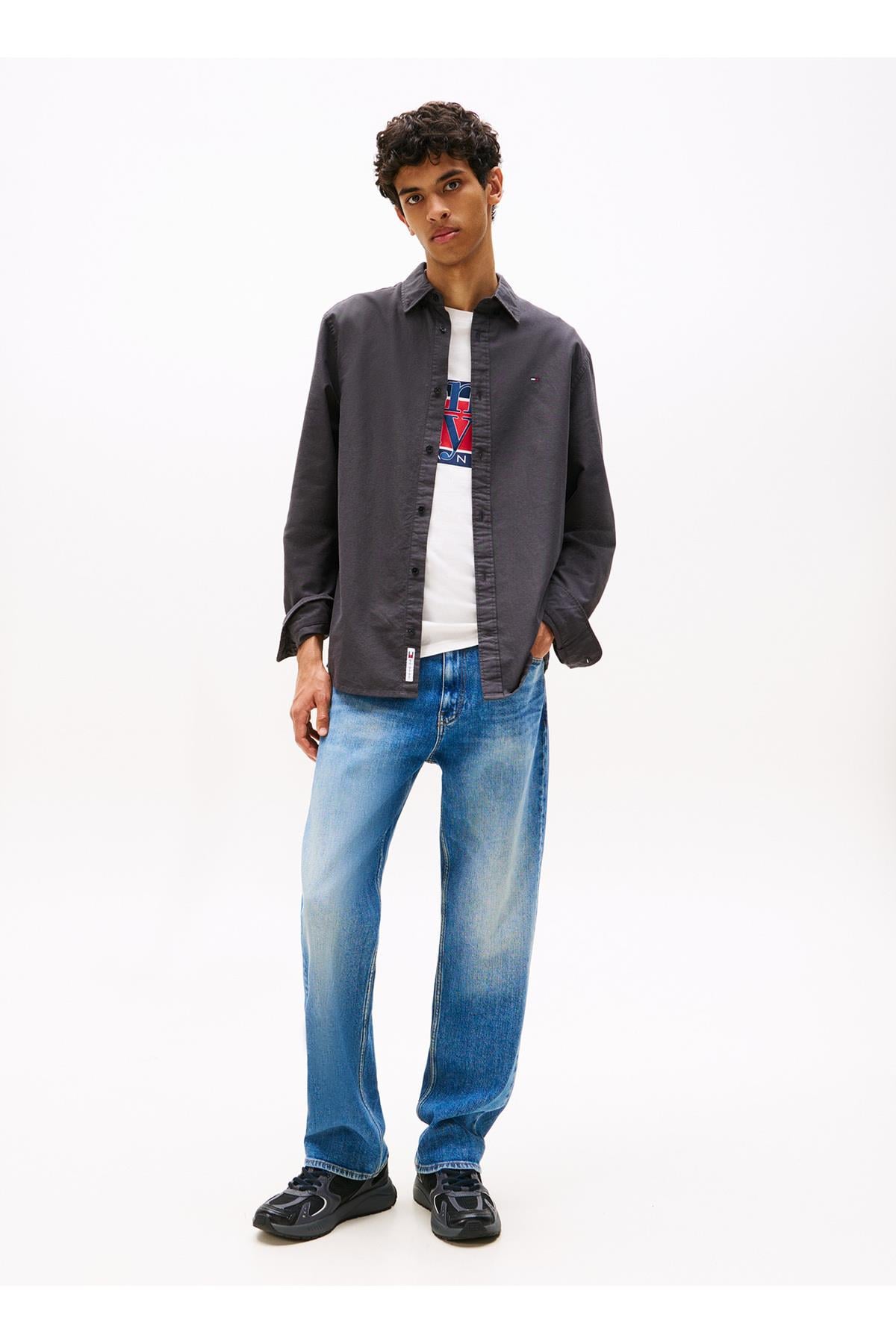 regular-fit-antrasit-duz-erkek-gomlek--52b2-4.jpg