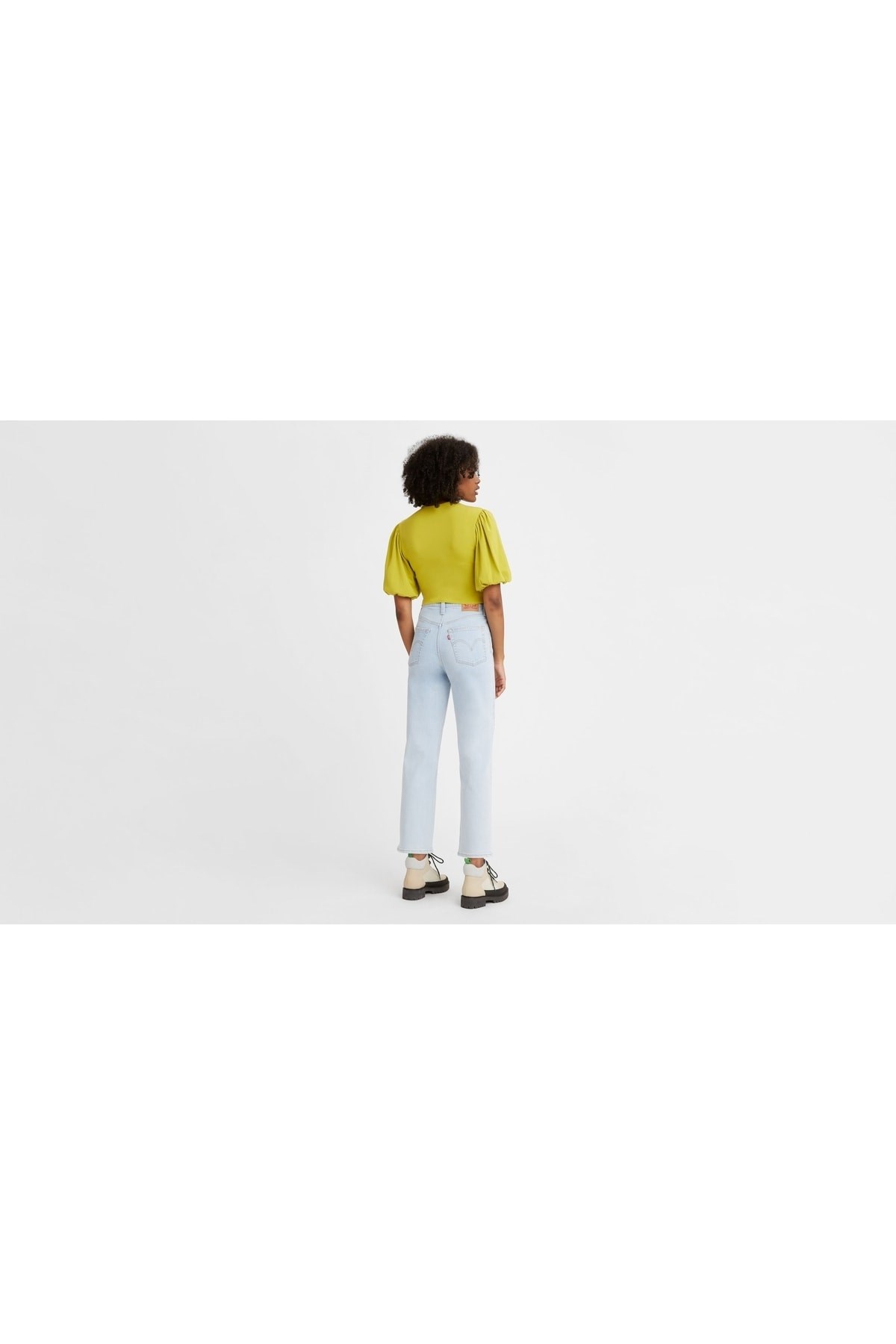 ribcage-straight-ankle-kadin-jean-pant-e20220.jpg