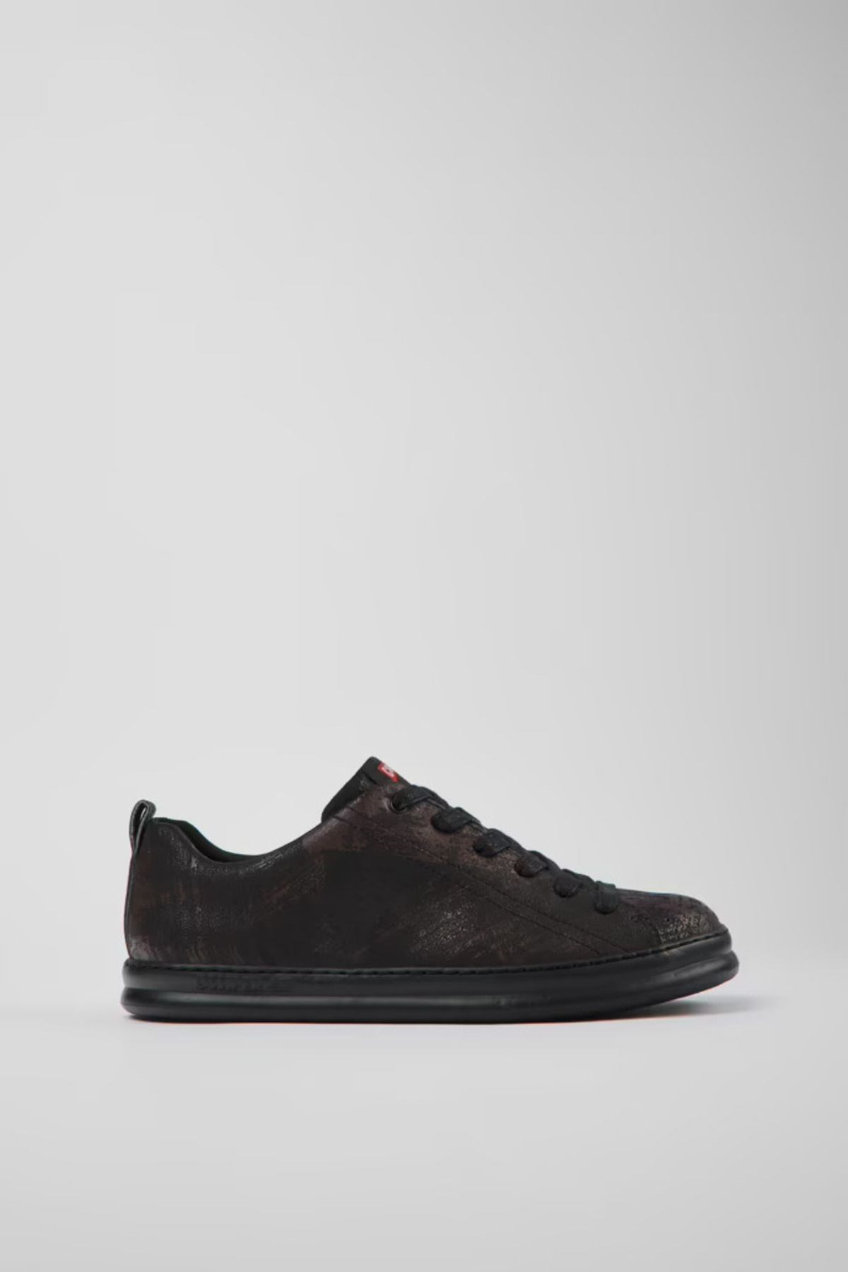runner-deri-sneaker-8-2c71.jpg