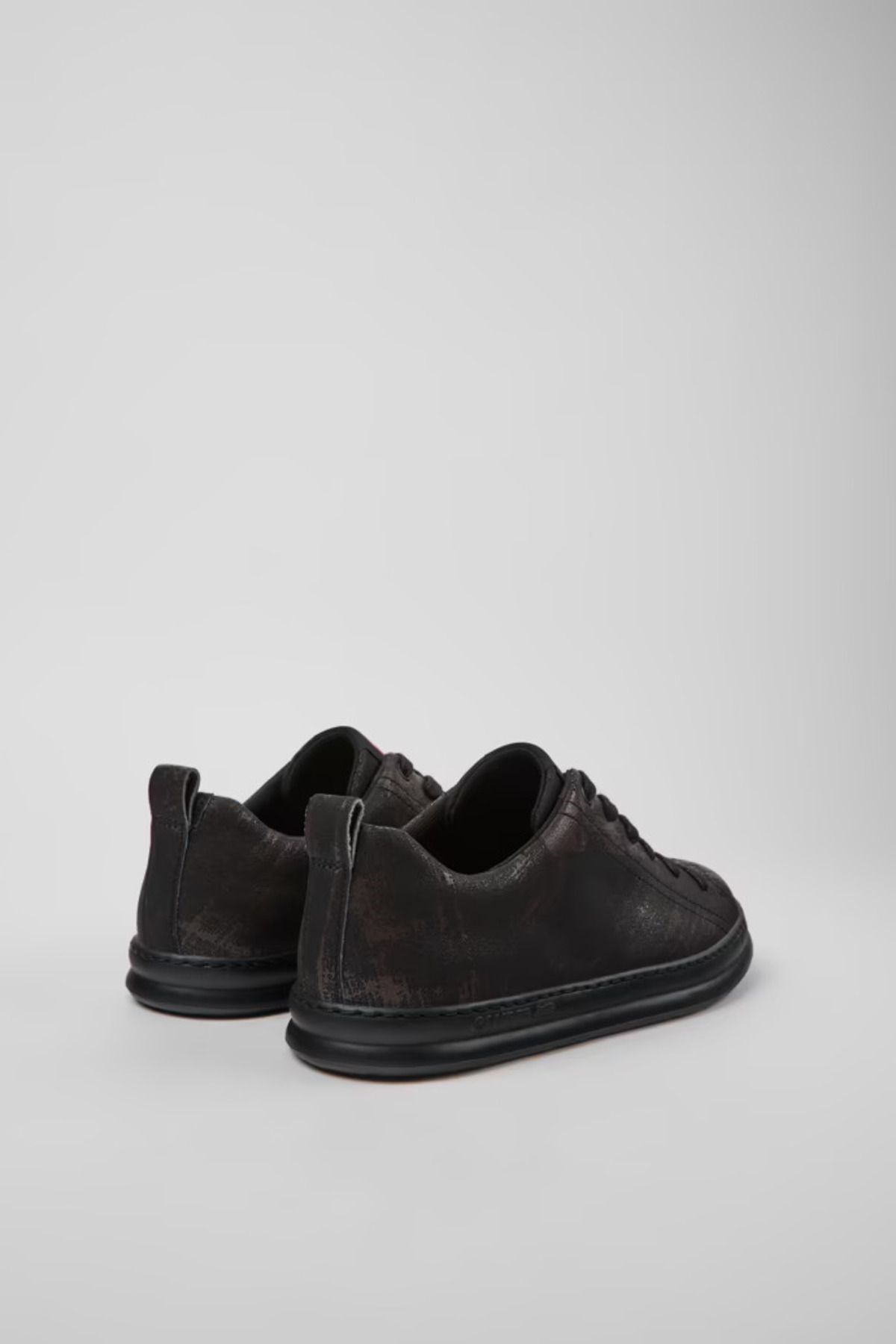 runner-deri-sneaker-8a-5ba.jpg