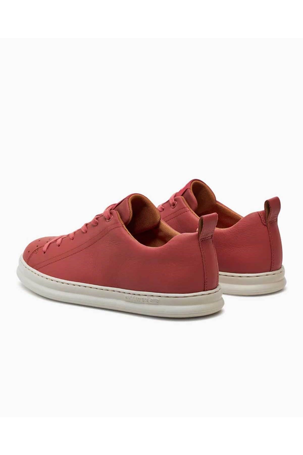 runner-four-deri-sneakers-e4349c.jpg