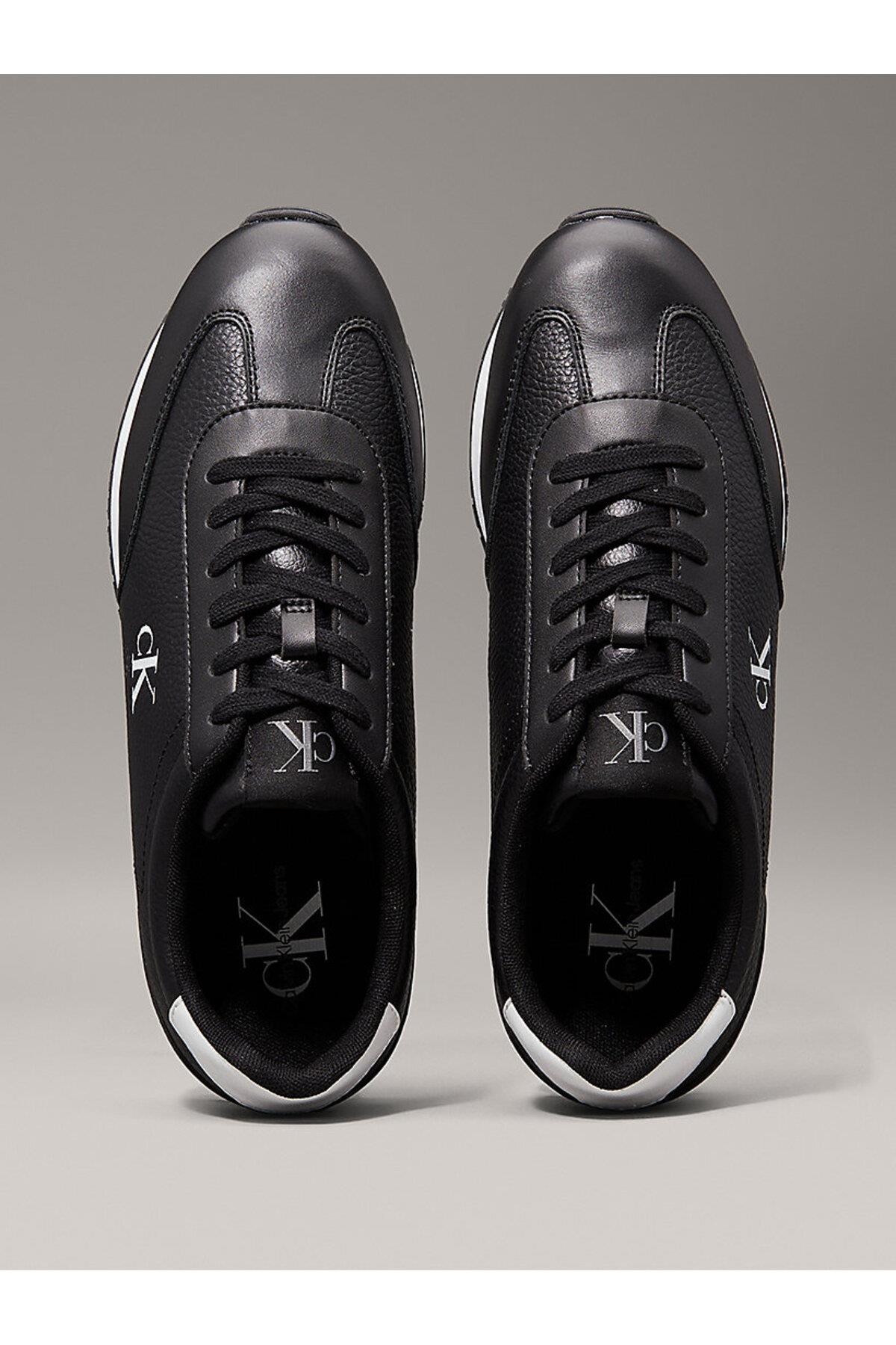runner-laceup-tc-3-72c9.jpg