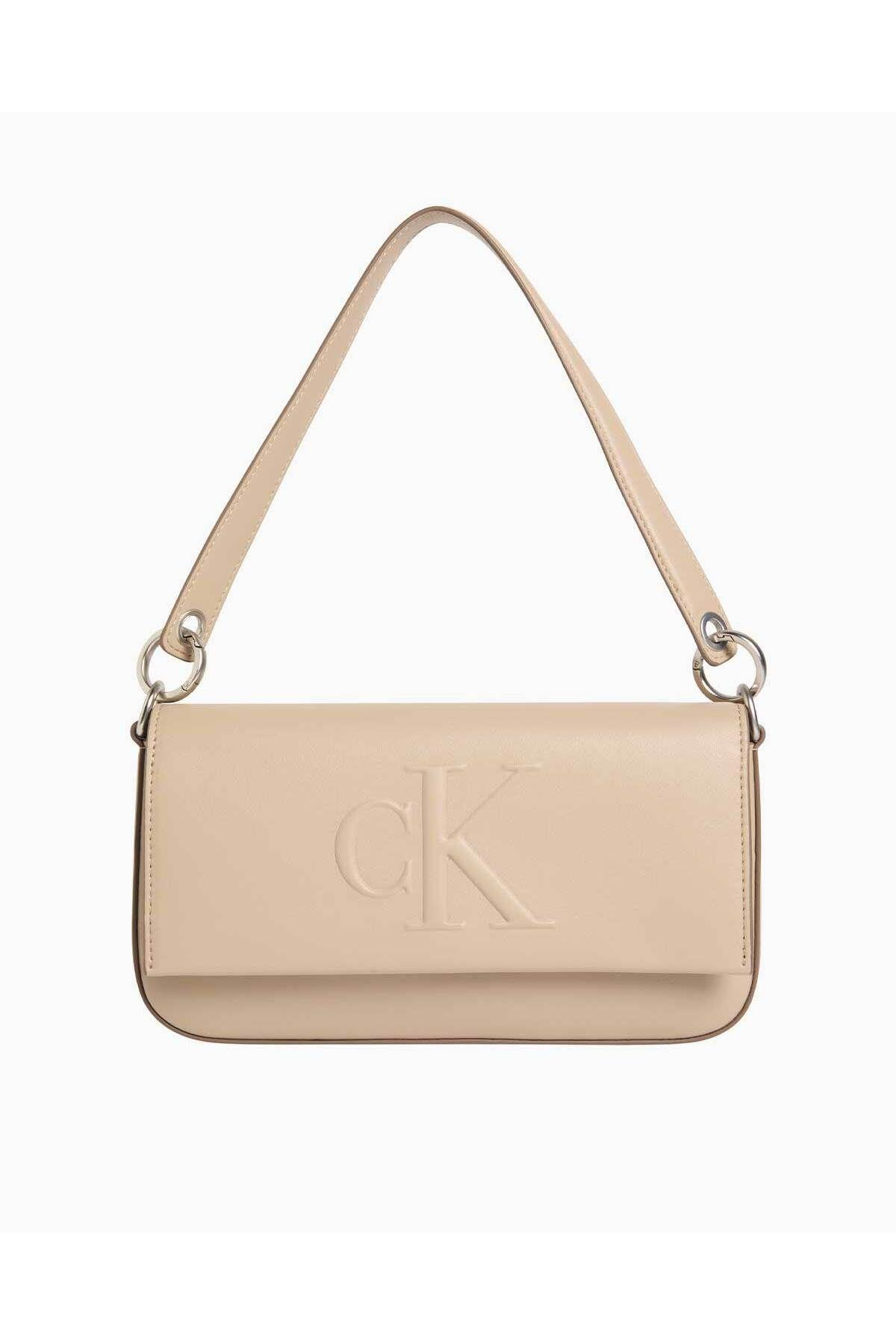 sculpted-flap-shoulder-bag-omuz-cantas-3b5-aa.jpg