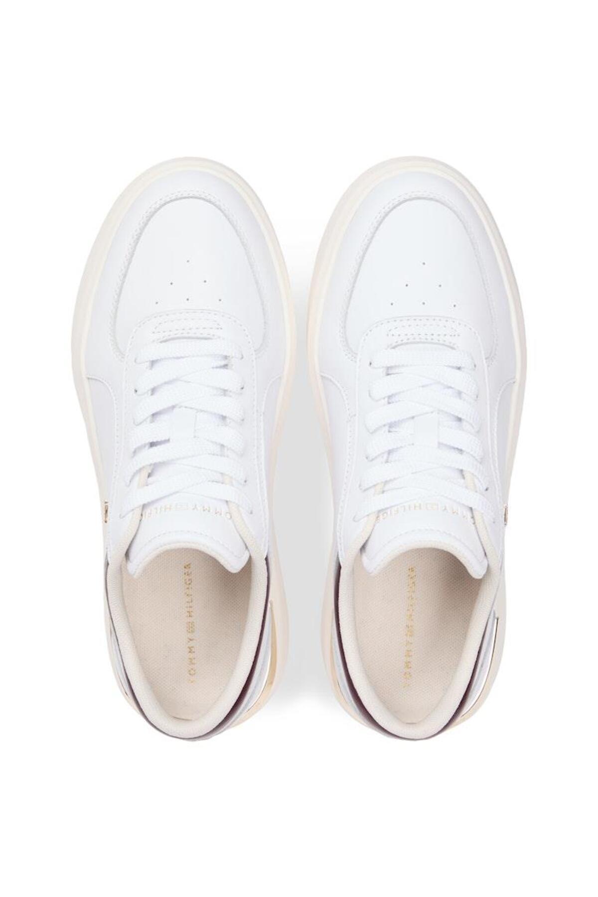 shiny-leather-platform-sneaker-2f4-d7.jpg