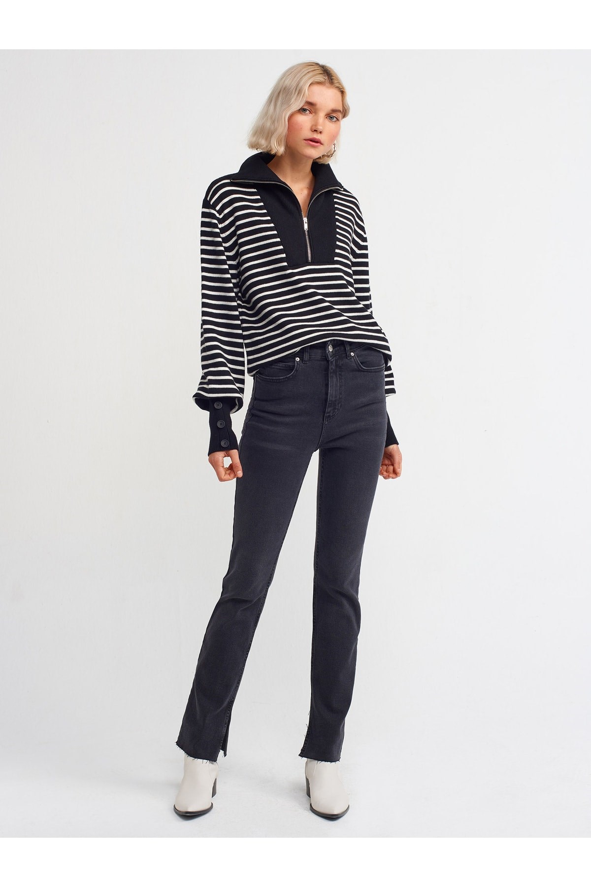 siyah-yani-yirtmacli-comfort-likrali-j--8cdd-.jpg