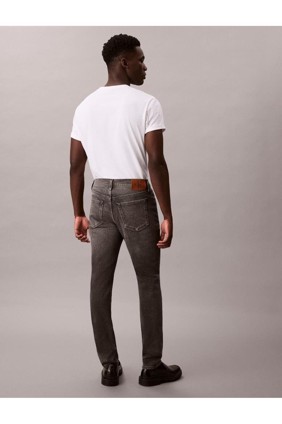 slim-taper-hearst-grey-jean-d-49f9.jpg