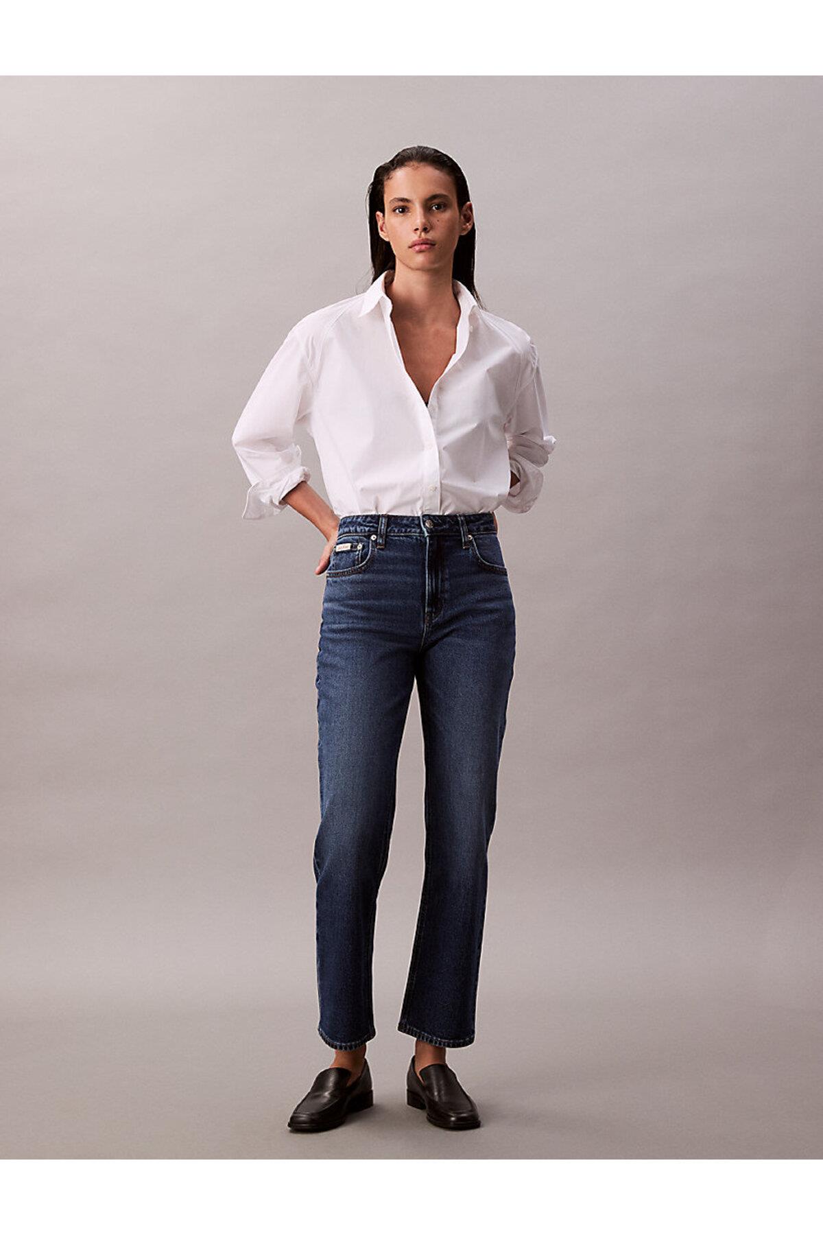 solid-boxy-cropped-shirt-b8-eaa.jpg