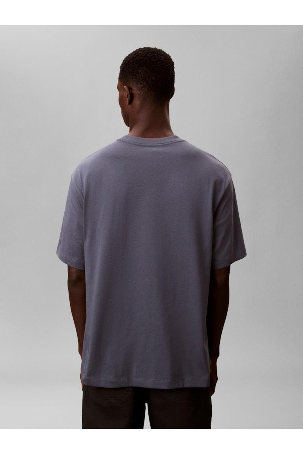 ss-16s-rlxd-fit-ckj-graphic-tee-1d896f.jpg