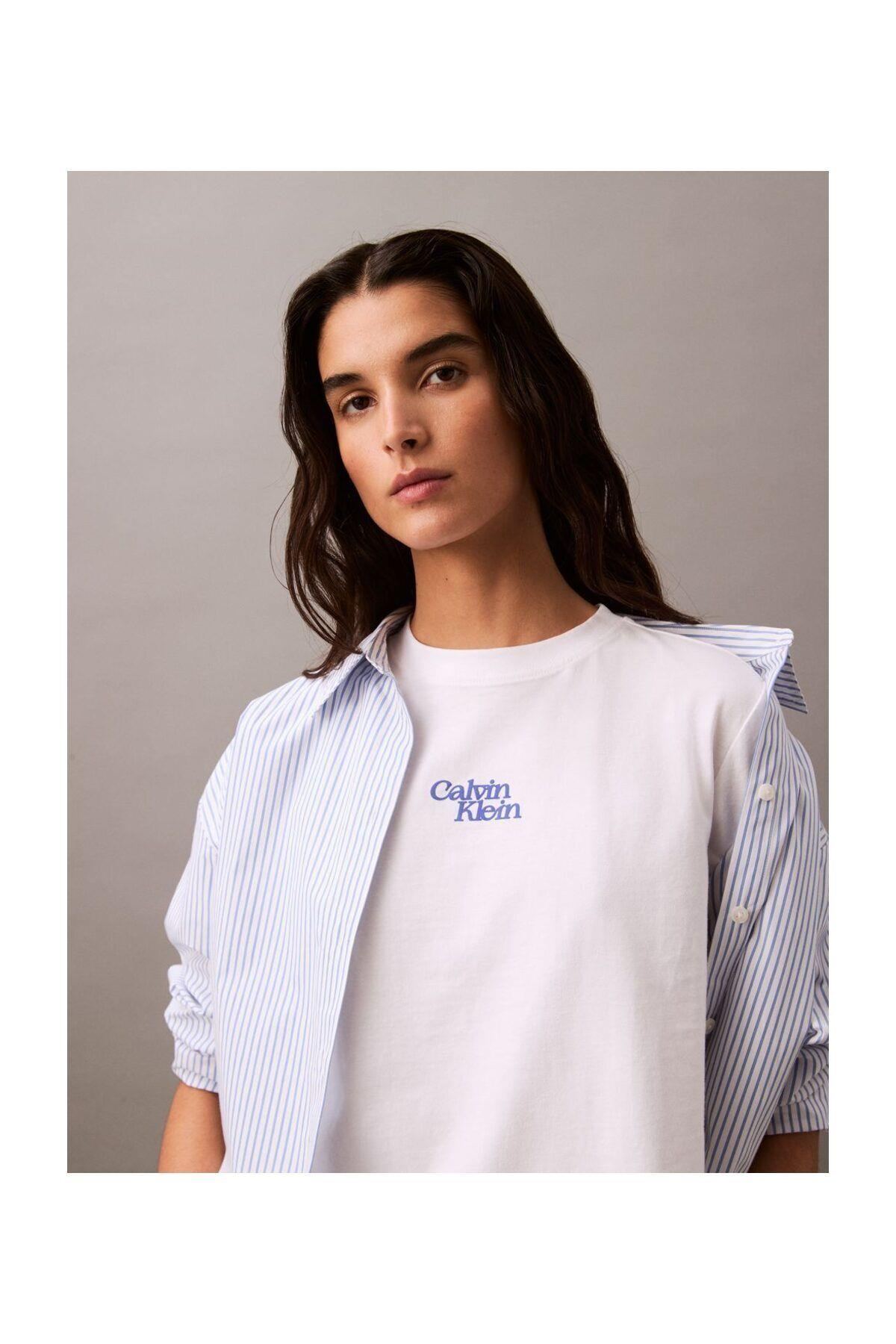 ss-flocked-logo-cn-t-yaa-44b605.jpg