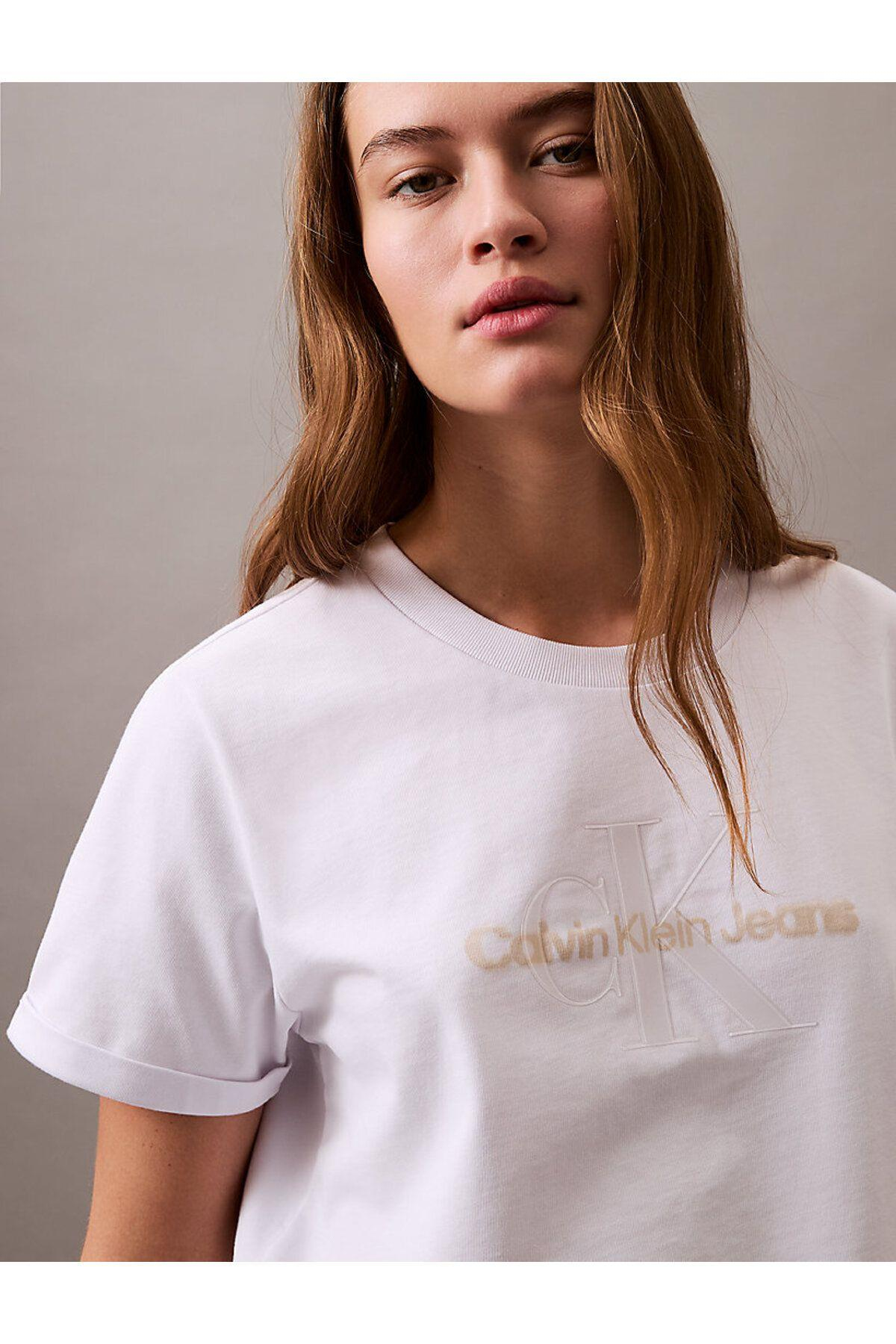 ss-liquid-ck-cropped-tee--42f1-.jpg