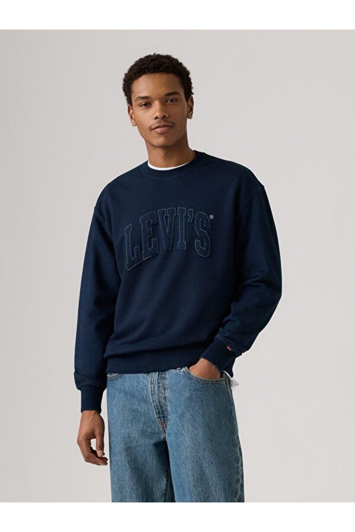 standard-graphic-crewneck-sweatshirt-6-ae23.jpg