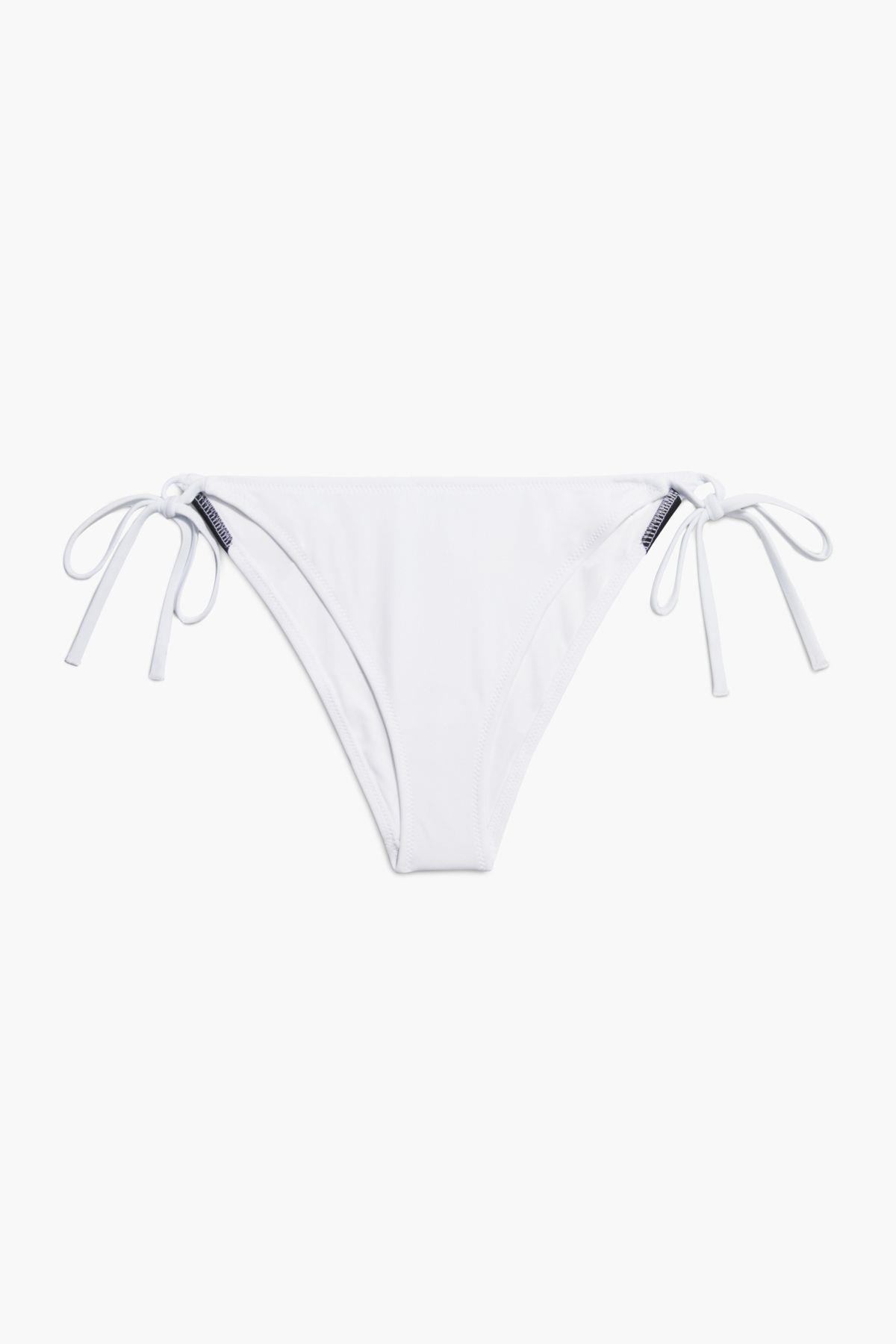 string-side-tie-cheeky-bikini-2-4843.jpg