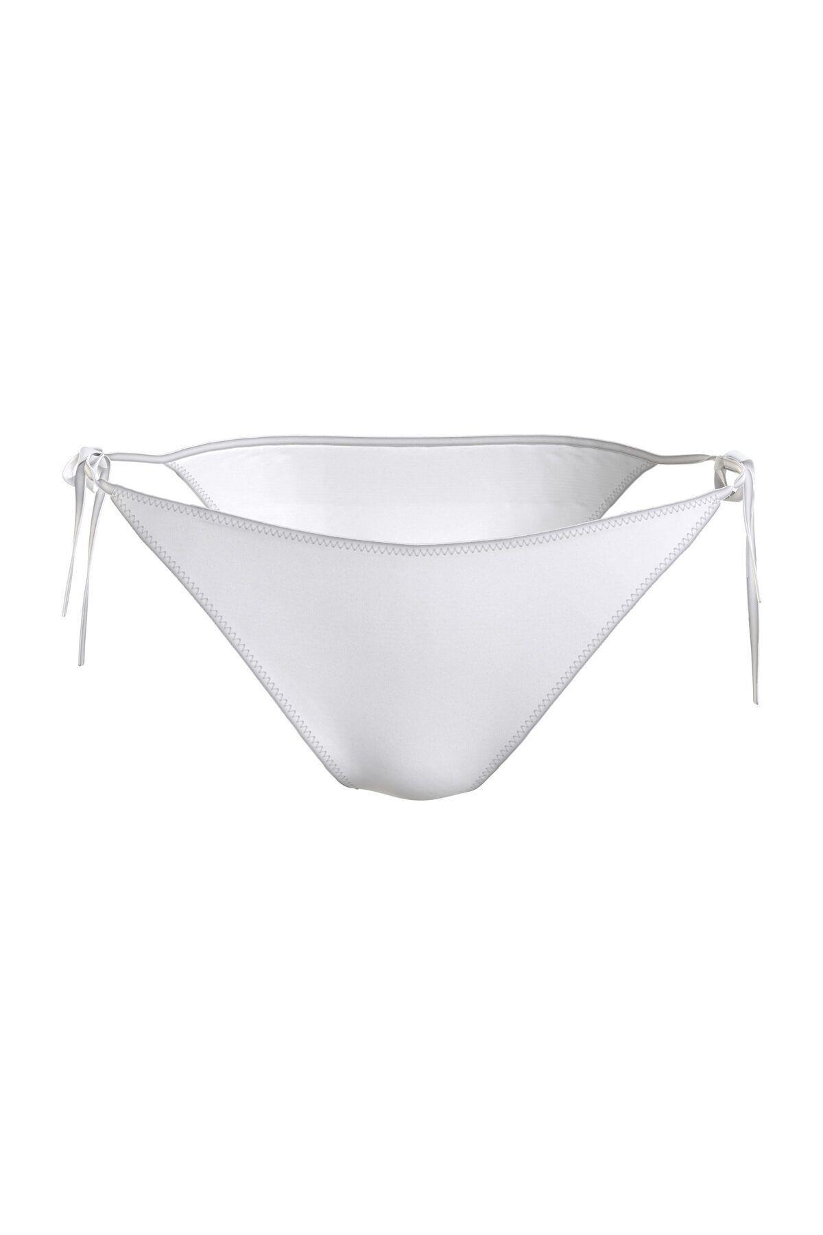 string-side-tie-cheeky-bikini-6d0-4c.jpg