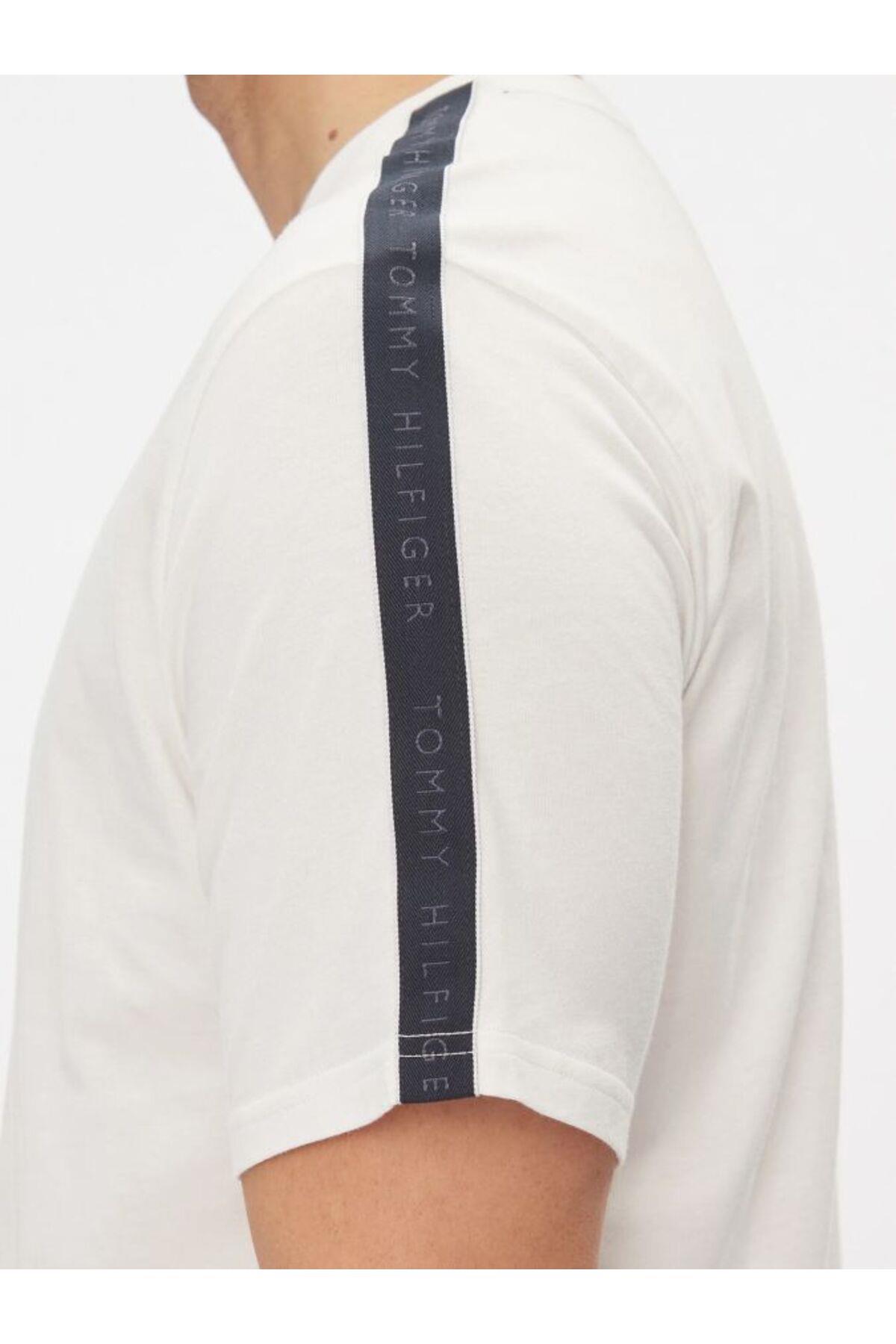 t-shirt-51a-8f.jpg