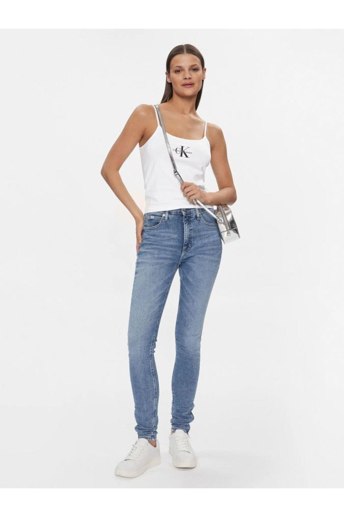 t-shirt-5465b1.jpg