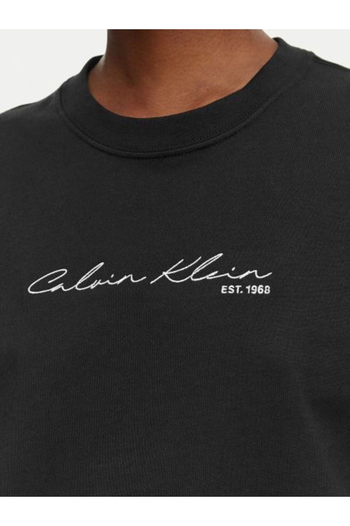 t-shirt-8f8635.jpg