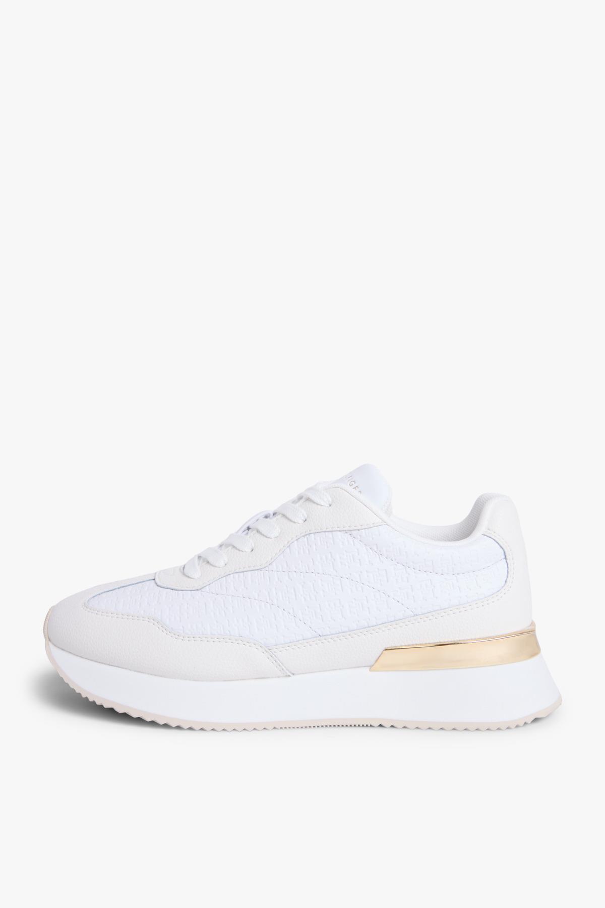 th-chic-monogram-runner-beyaz-kadin-sn-060418.jpg