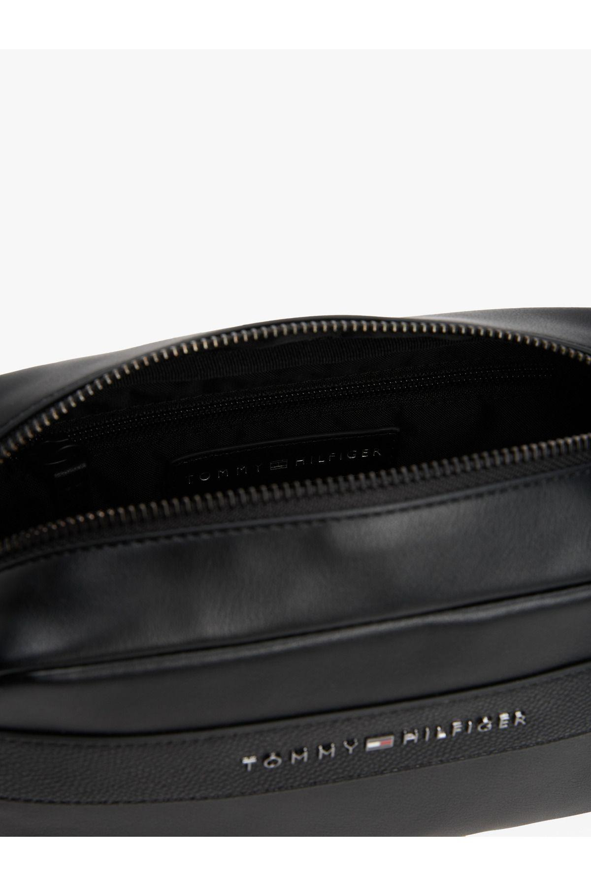 th-corp-washbag-c99d56.jpg