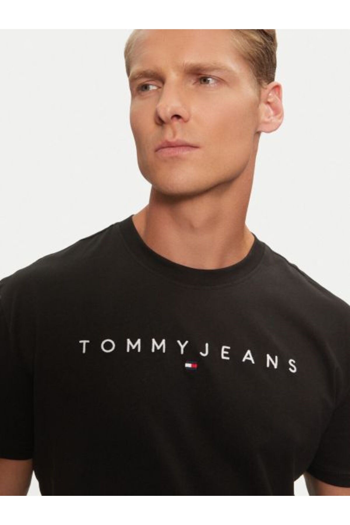 th-dm0dm20744-tjm-reg-linear-logo-tee---b593-.jpg