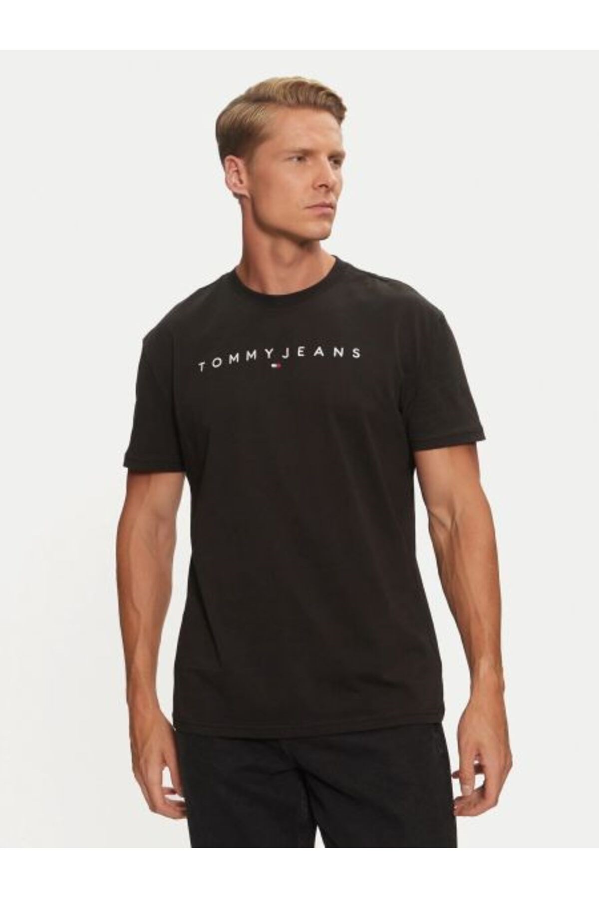 th-dm0dm20744-tjm-reg-linear-logo-tee--f3c4-3.jpg