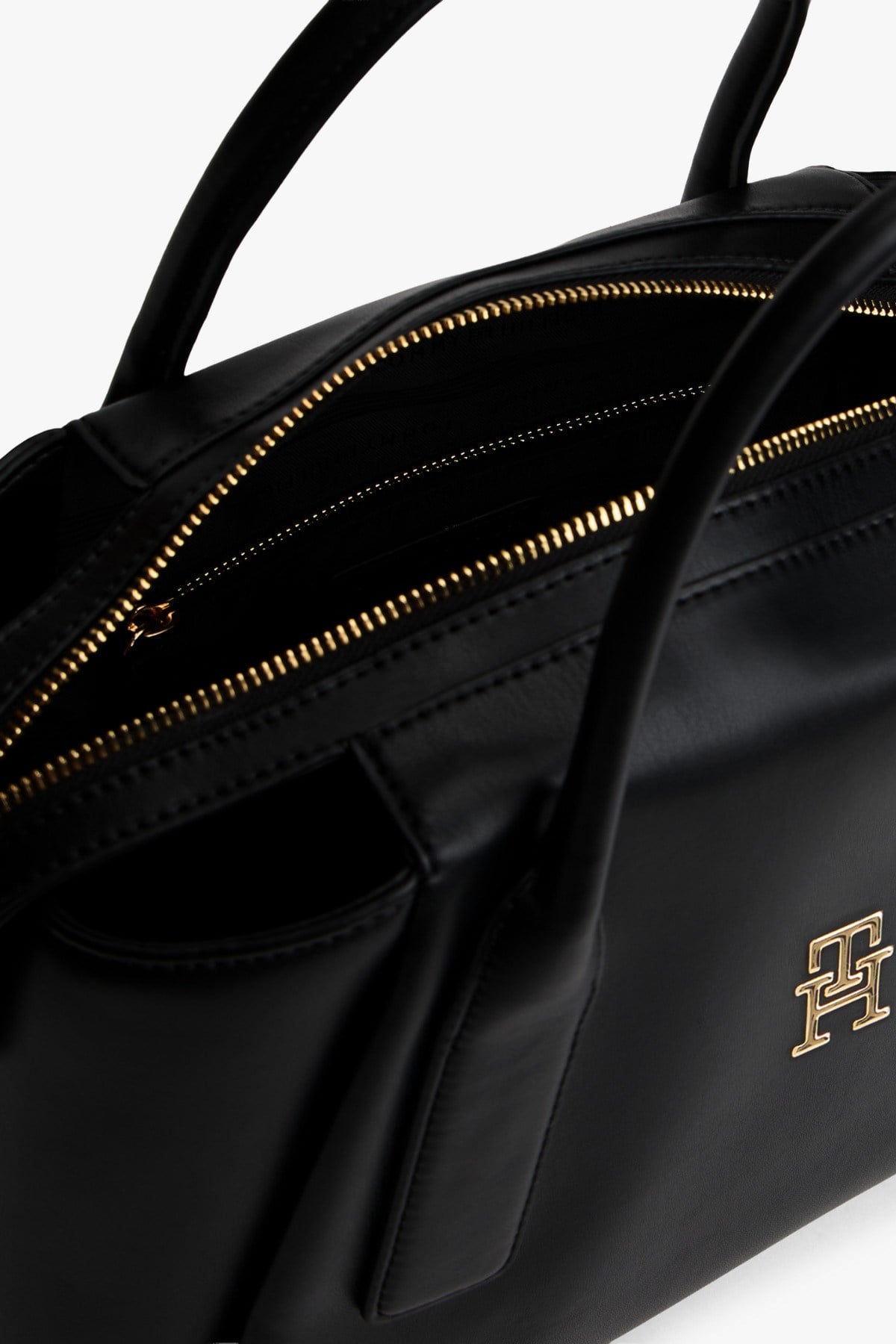 th-essential-satchel-siyah-canta-9-4654.jpg