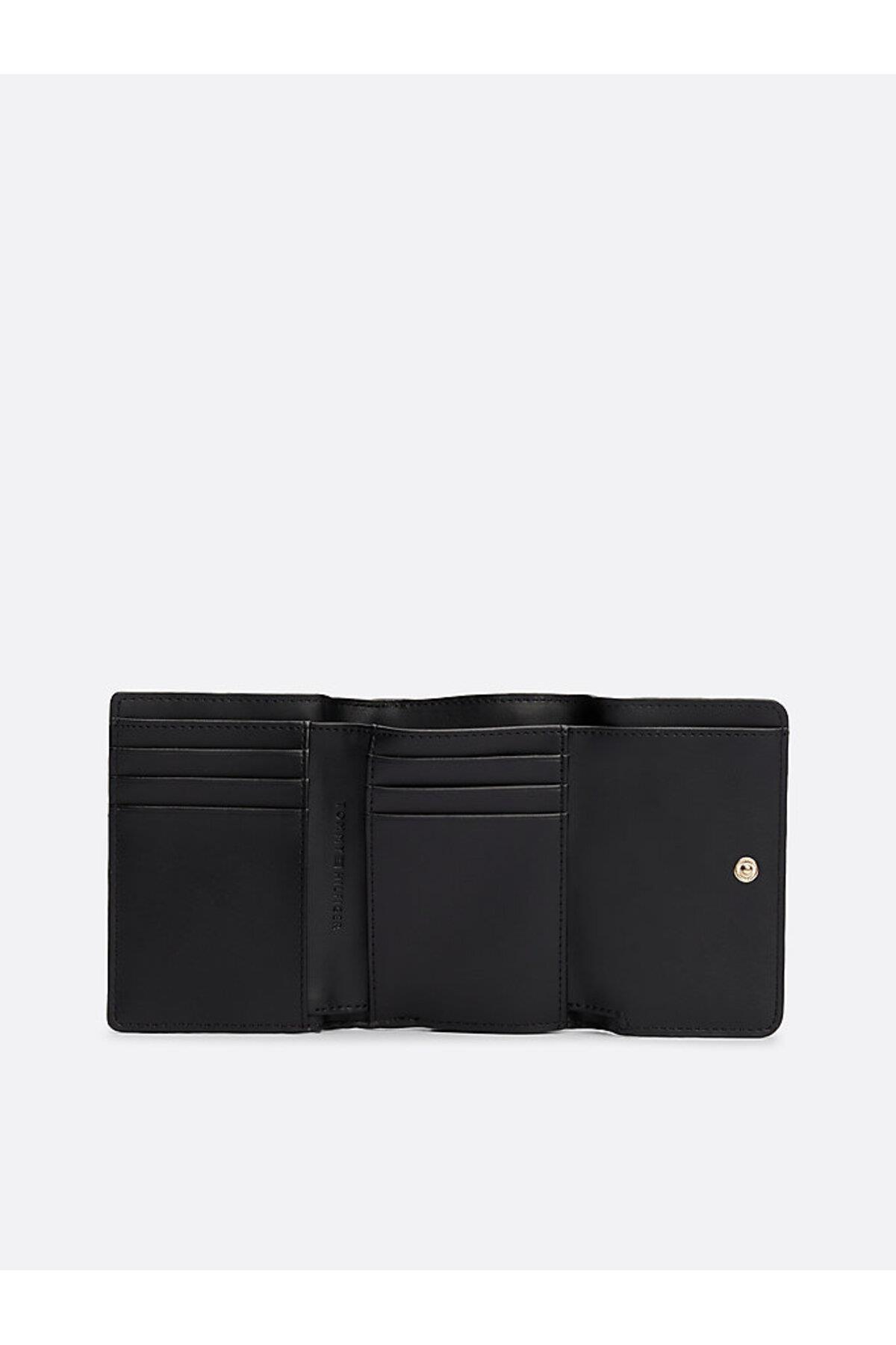 th-eternity-trifold-wallet-mono-83d8-7.jpg