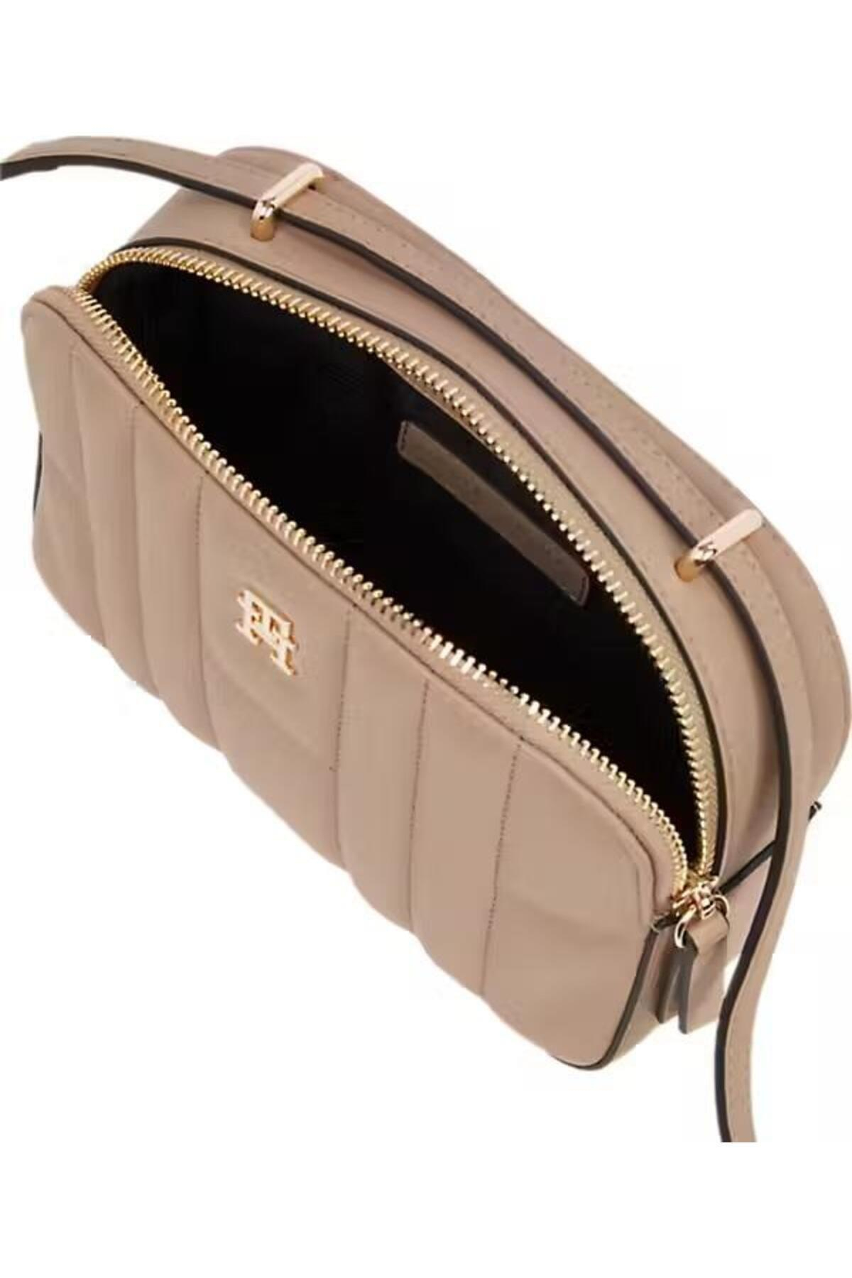 th-feminine-conv-camera-bag-5e3-82.jpg