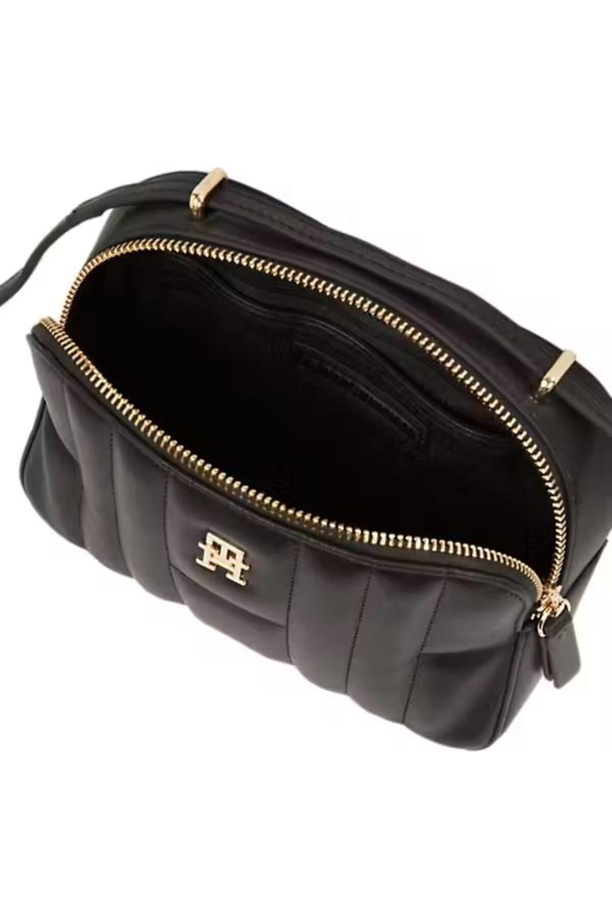 th-feminine-conv-camera-bag-a235-d.jpg