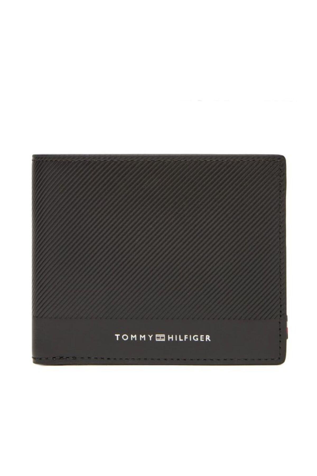 th-foundation-mini-cc-wallet--644d9.jpg