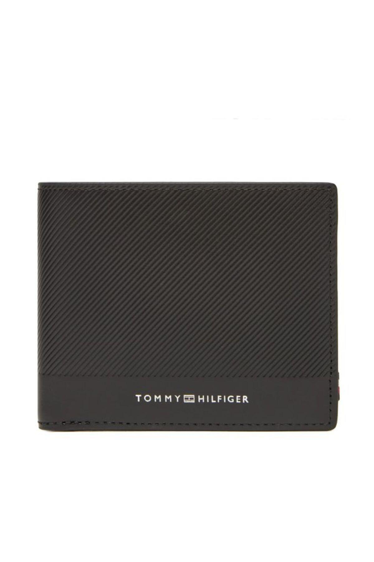 th-foundation-mini-cc-wallet-676aed.jpg