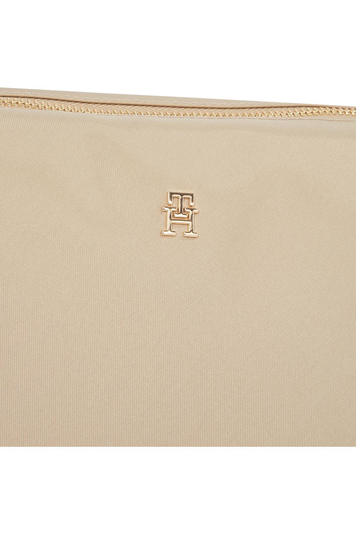 th-icon-kadin-bej-washbag-ecf4d0.jpg