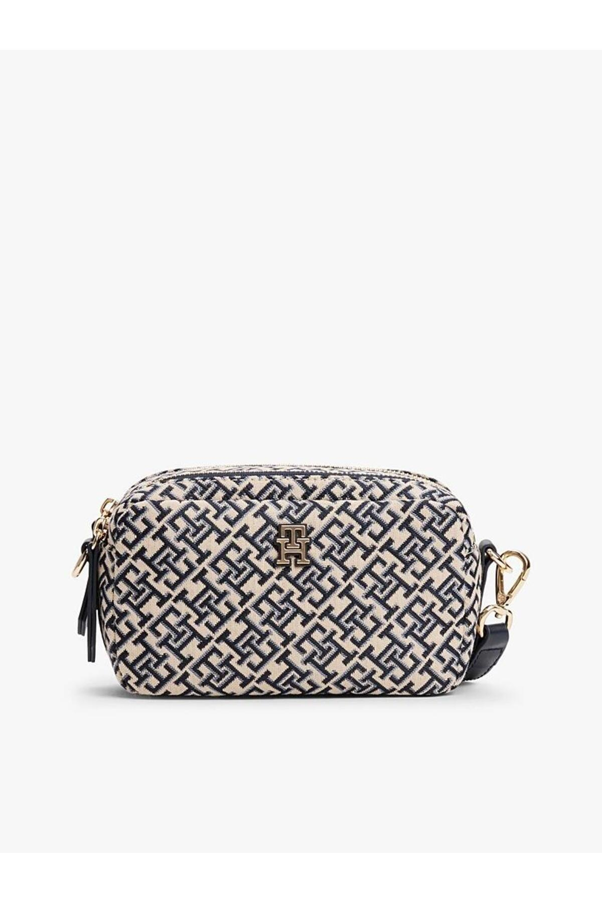 th-jacquard-camera-bag-3-9622.jpg