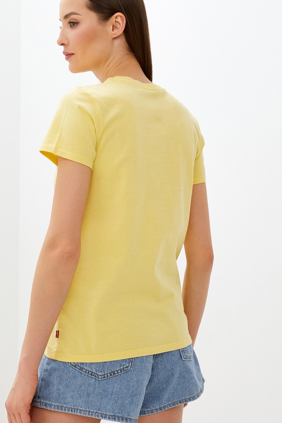 the-perfect-tee-ssnl-poster-logo-pinea-d400-b.jpg