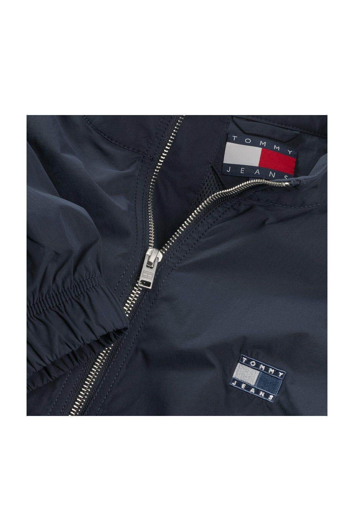 tjm-essential-jacket-ext-0d5-02.jpg
