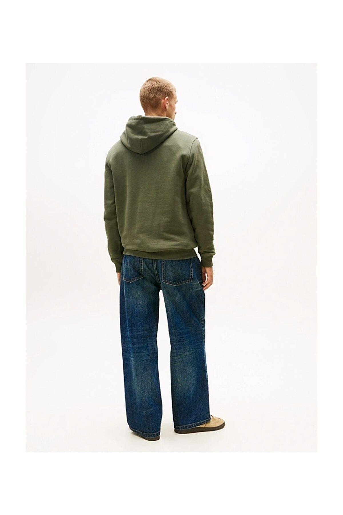 tjm-reg-badge-hoodie-0h7-e-f35f.jpg