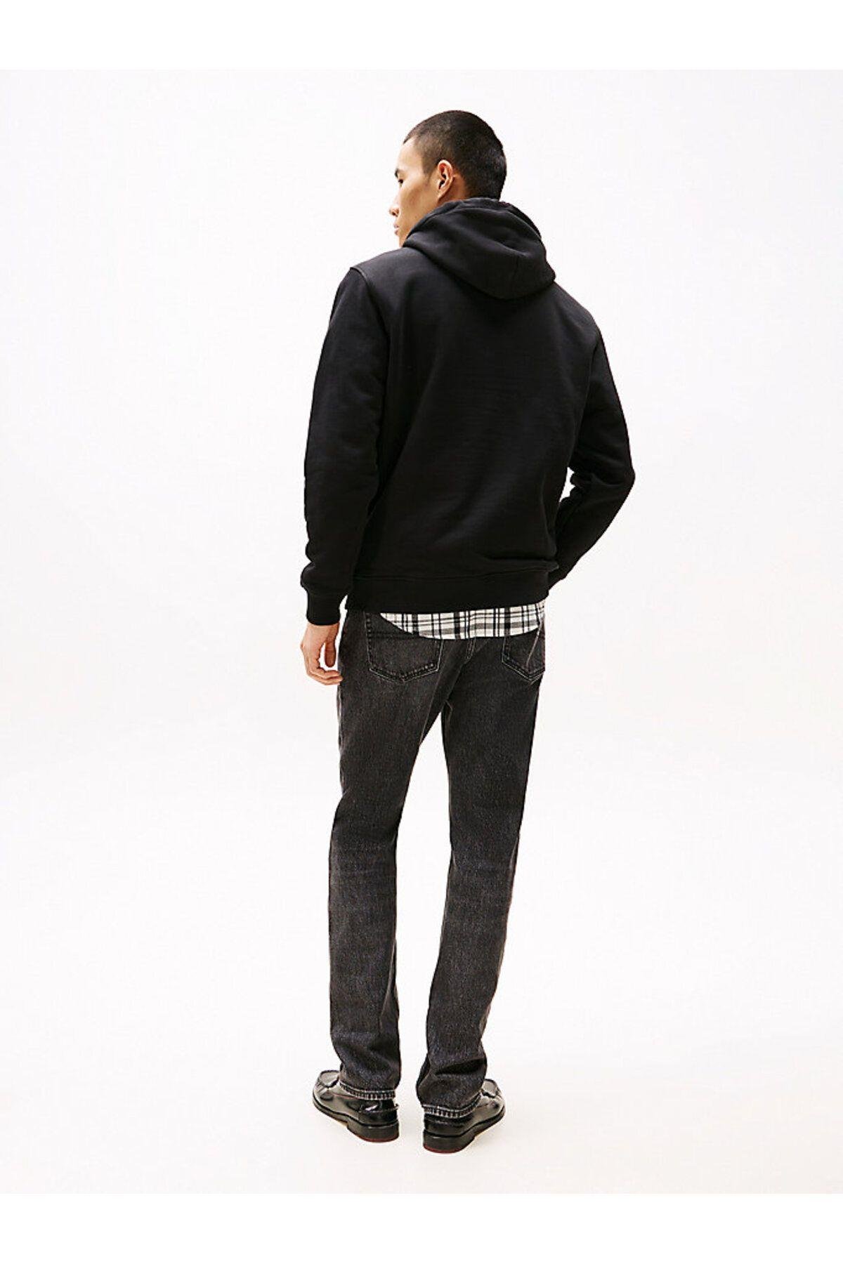 tjm-reg-badge-hoodie-ext-f85338.jpg