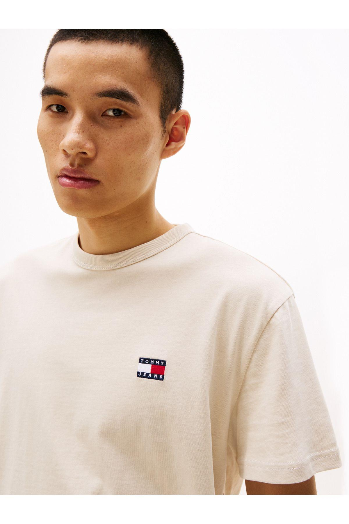 tjm-reg-badge-tee-ext-t-shirt-4-e49f.jpg