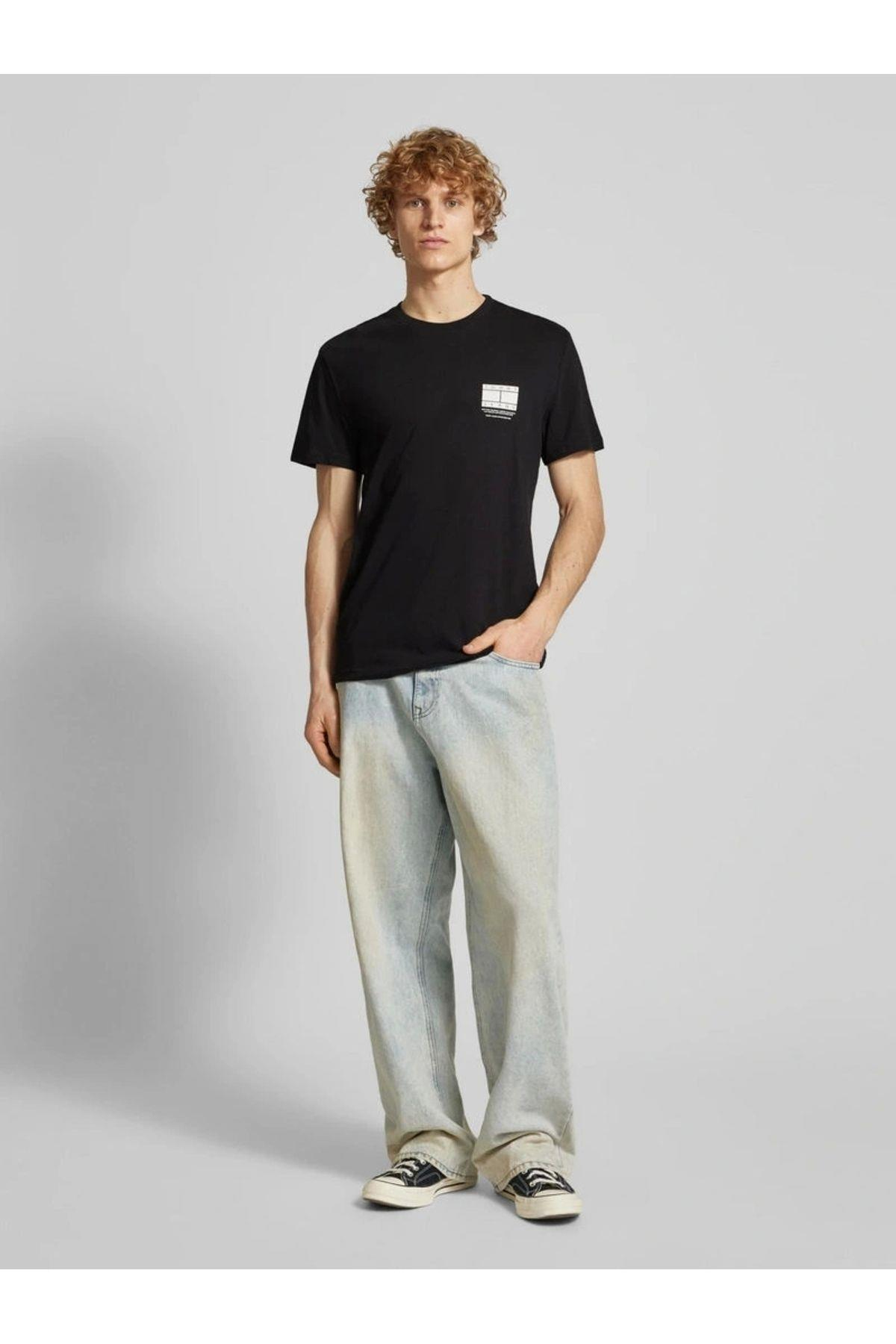 tjm-reg-dna-graphic-tee-ext-c4e1ba.jpg