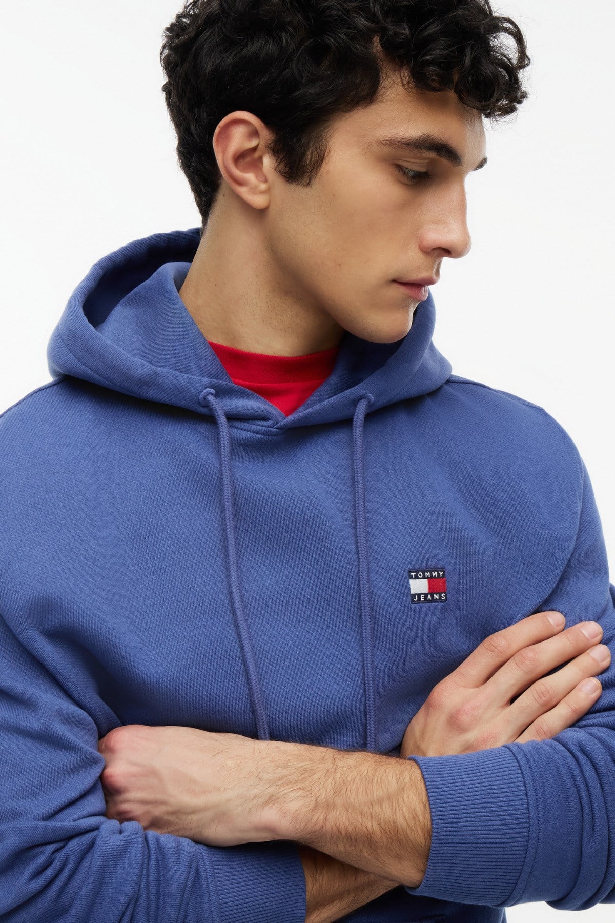 tjm-regular-badge-erkek-mavi-hoodie-76aead.jpg