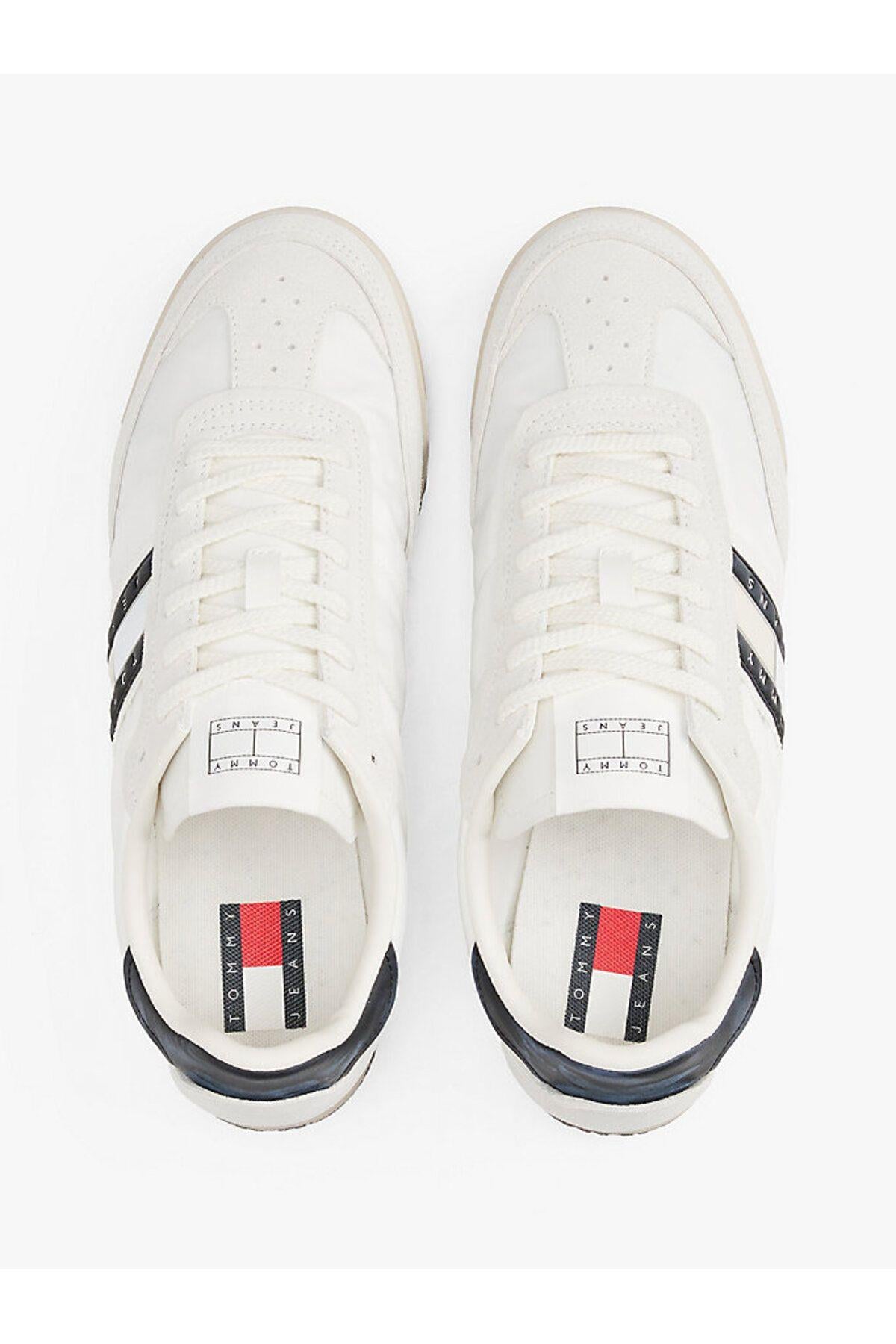 tjm-retro-runner-cleated-90bc1d.jpg