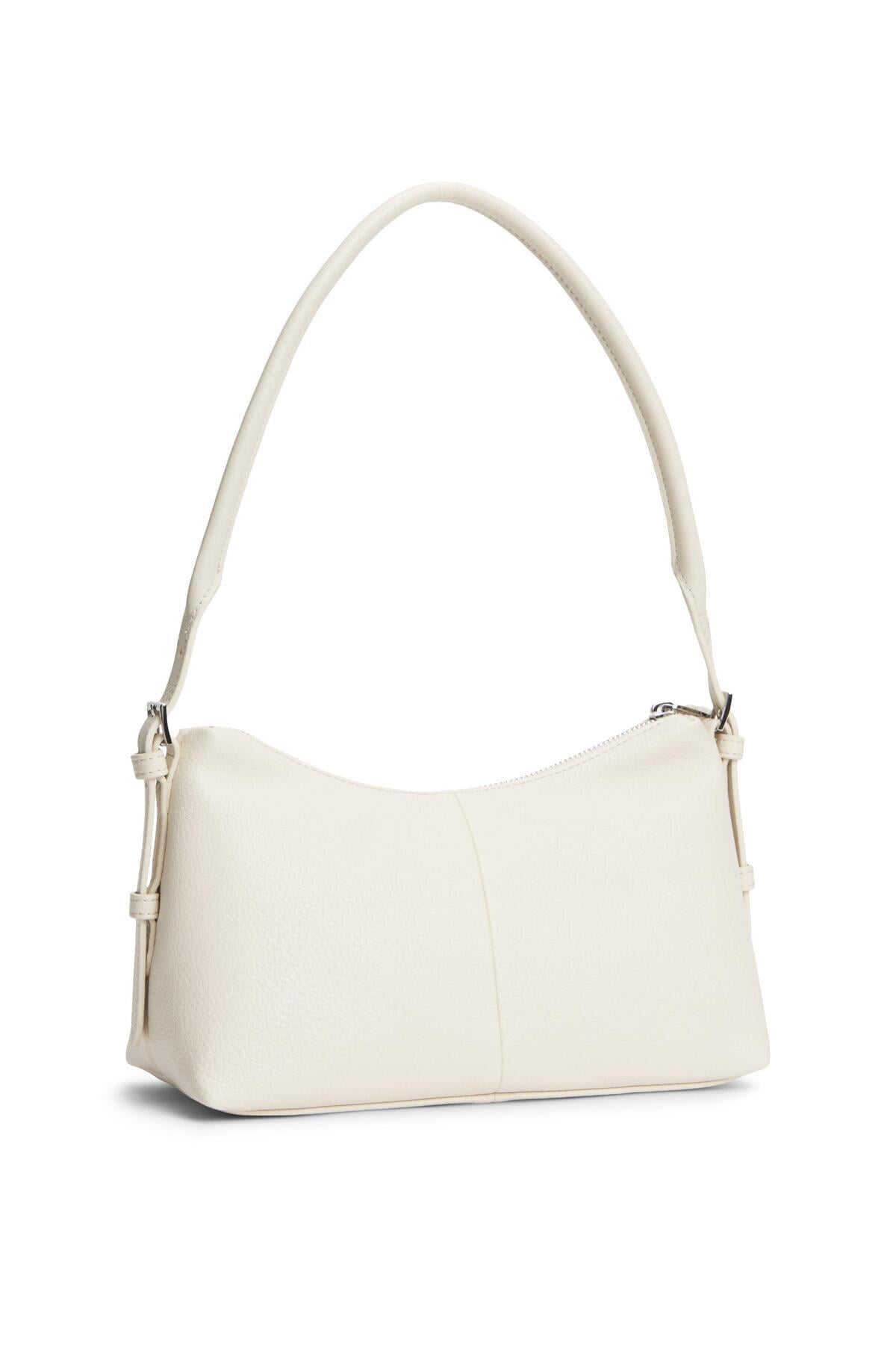tjw-bold-shoulder-bag-011-53.jpg