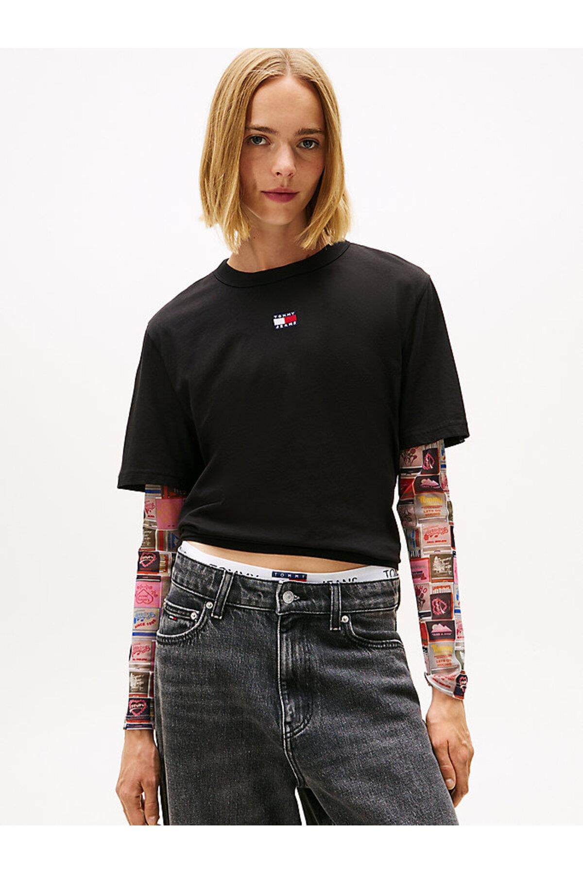 tjw-bxy-badge-tee-ext-eb83f9.jpg
