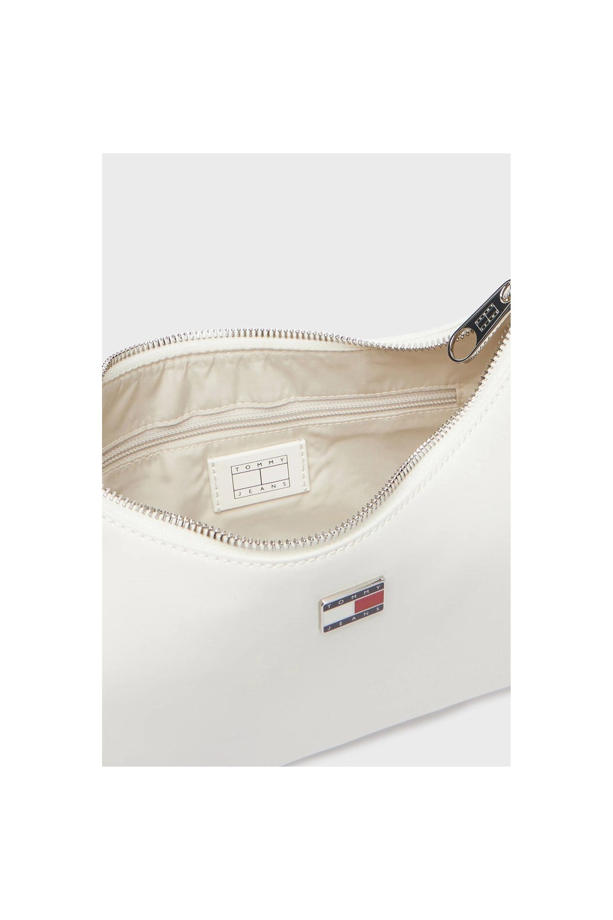 tjw-city-charm-shoulder-bag-902-89.jpg