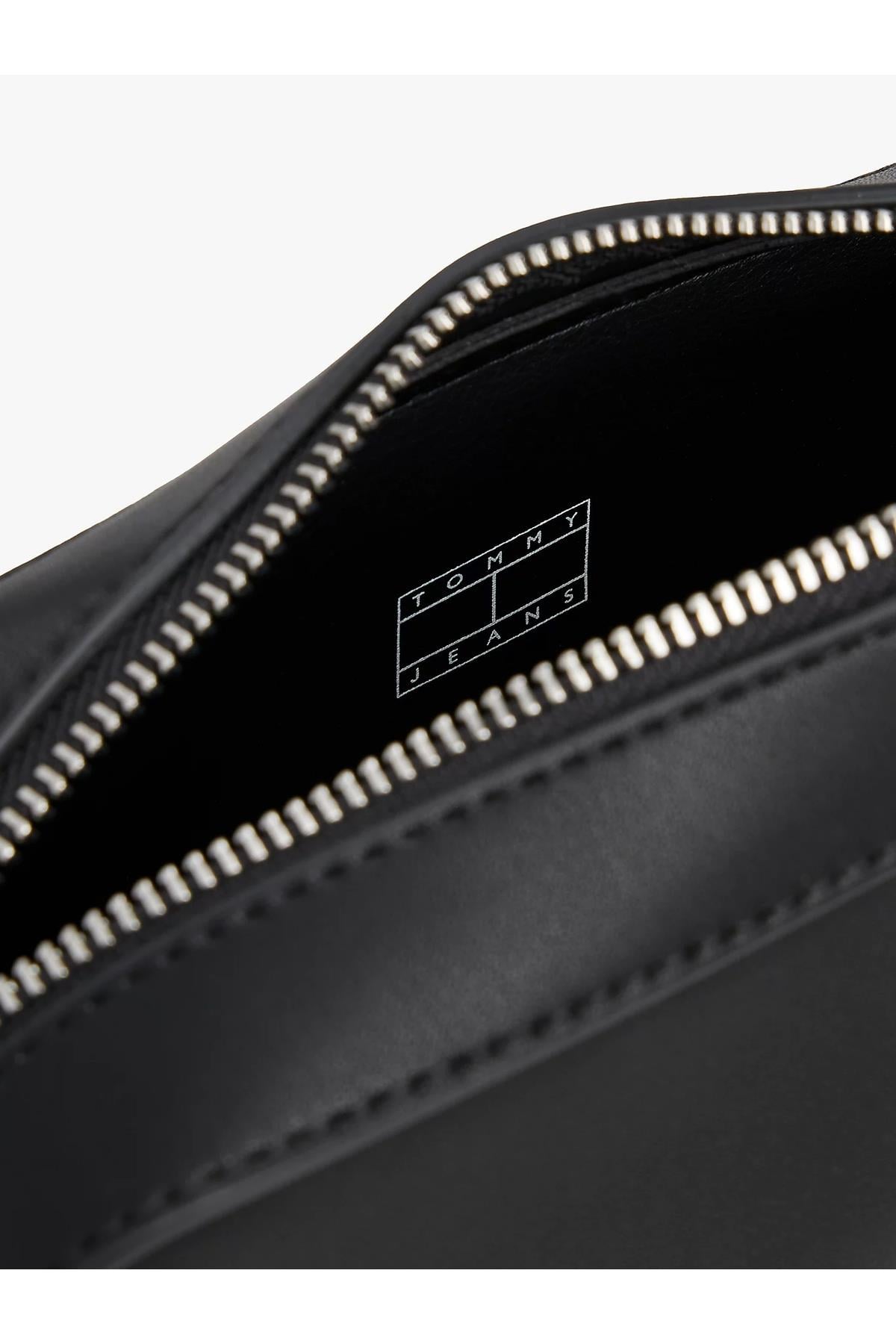 tjw-cool-camera-bag-1-82e6.jpg