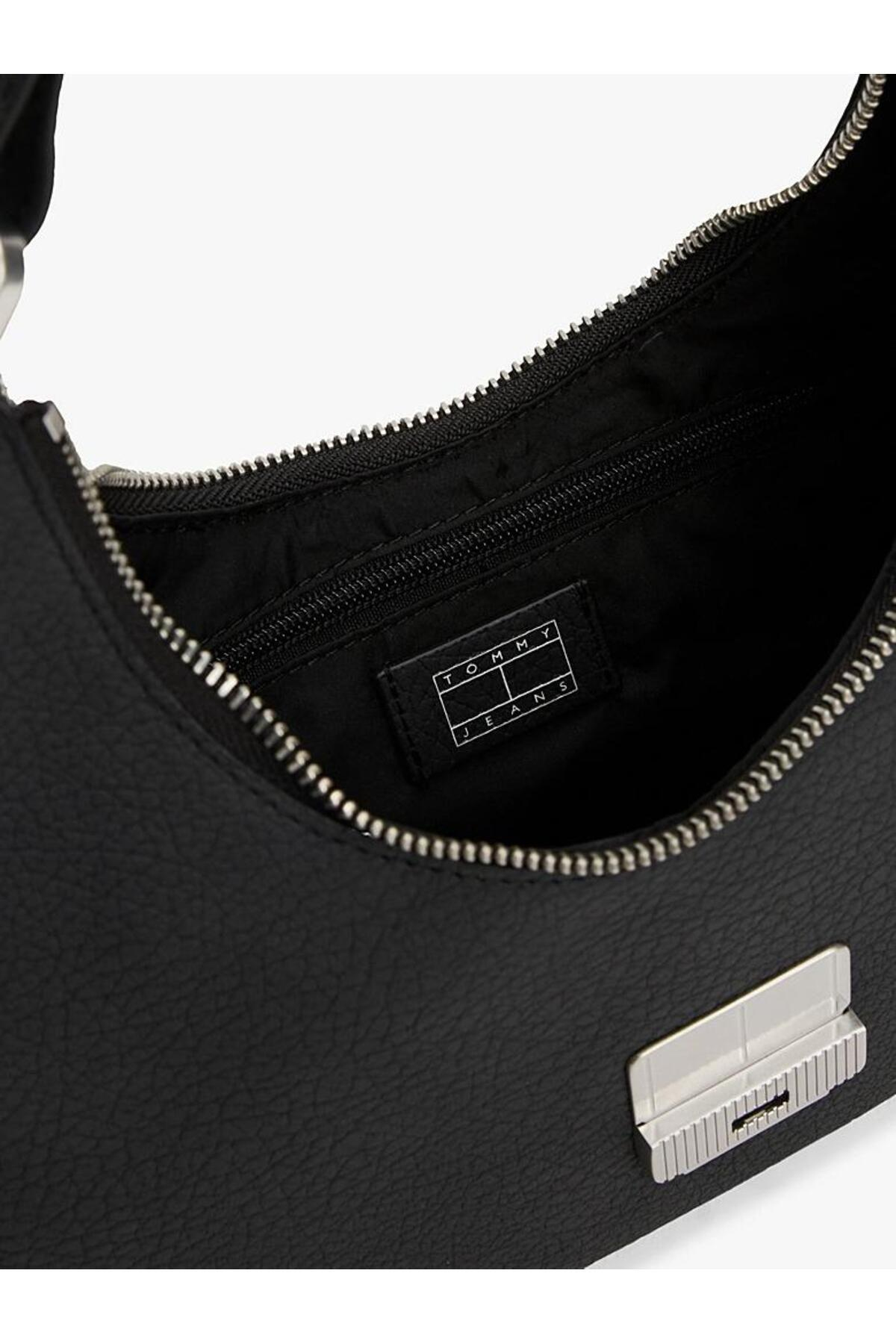 tjw-crush-shoulder-bag-cd2e2d.jpg