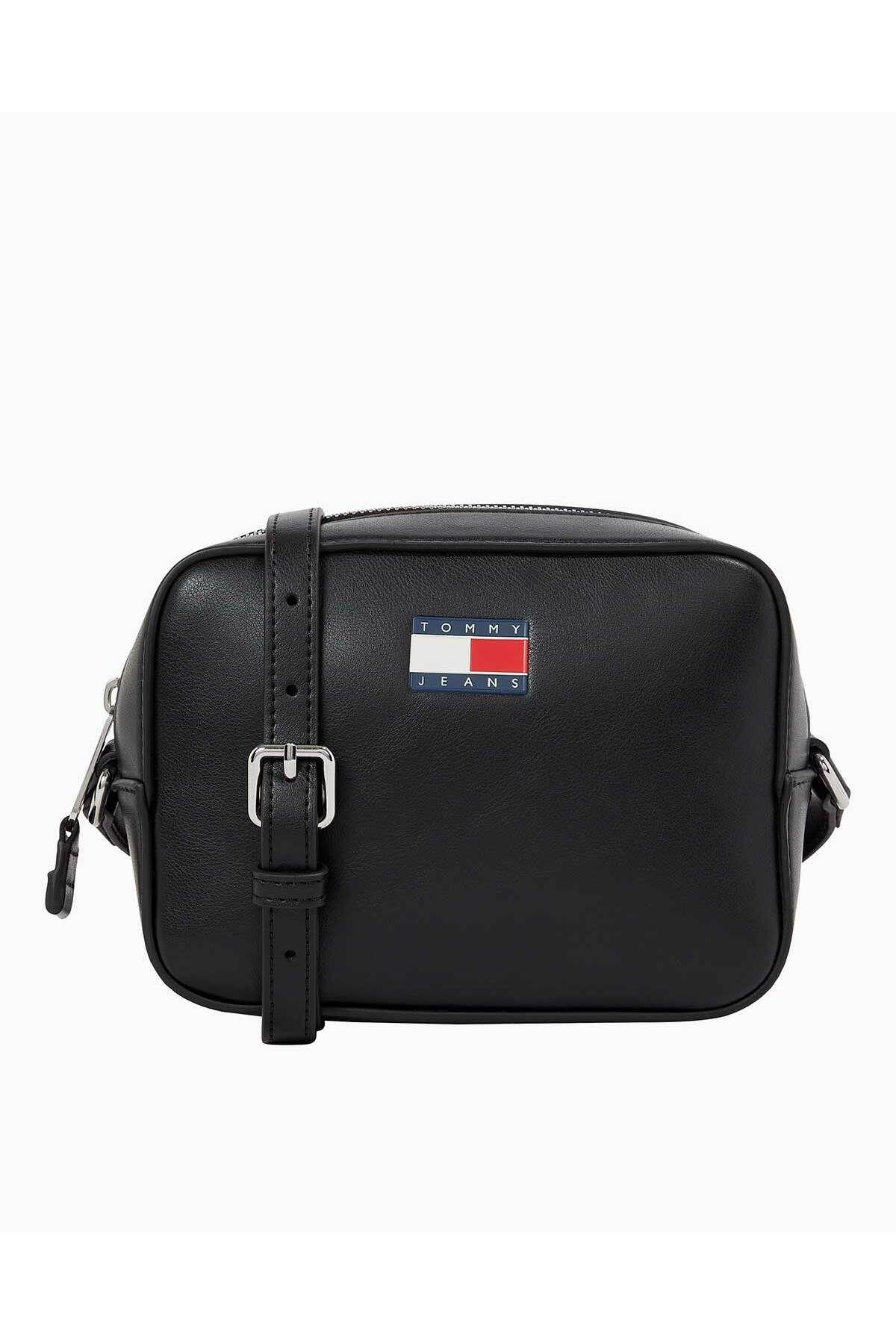 tjw-ess-must-camera-bag-93d557.jpg