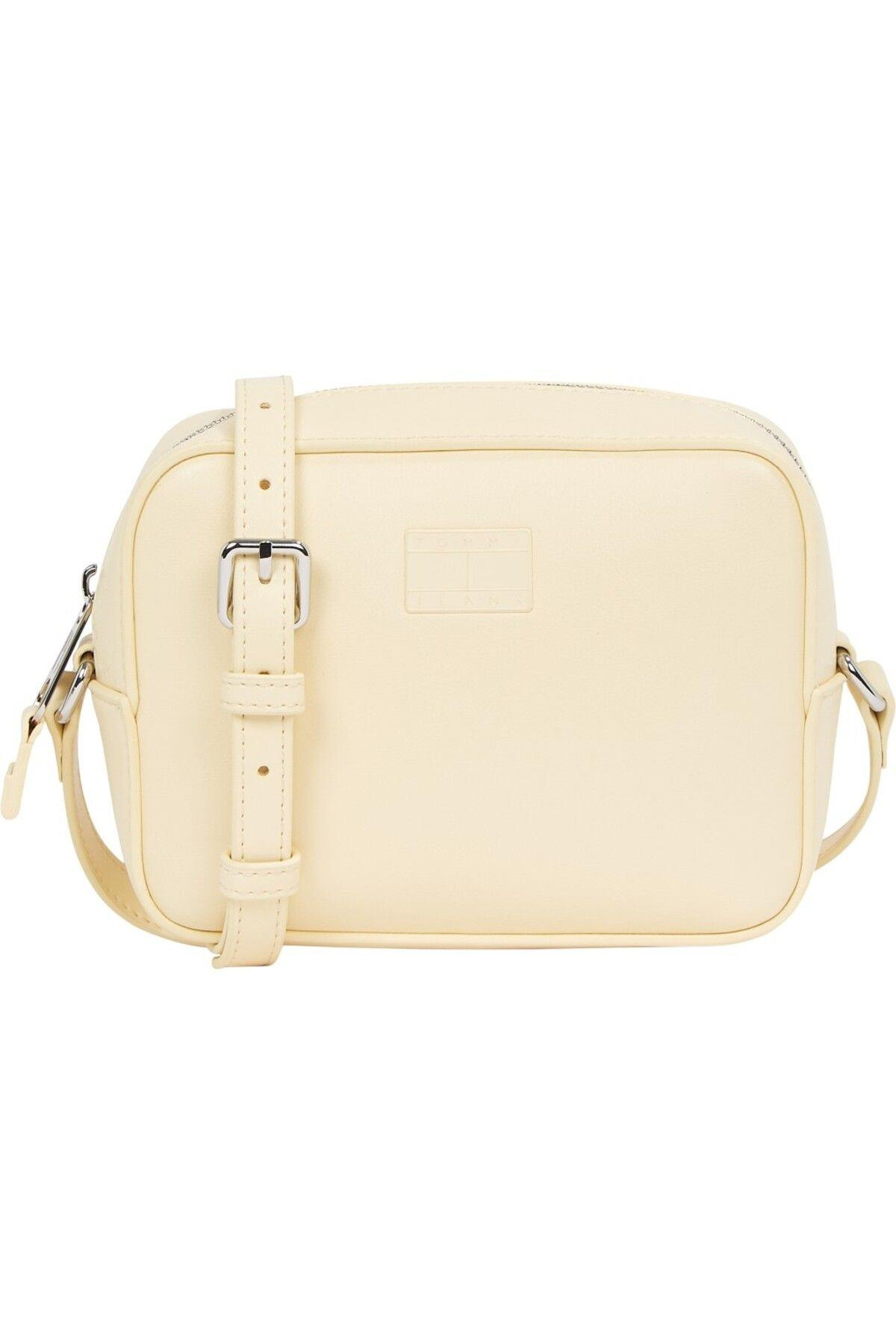 tjw-ess-must-camera-bag-kadin-sari-can-cdc3e9.jpg