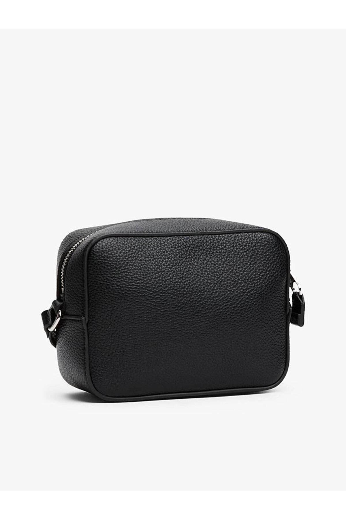 tjw-must-camera-bag-b10dd3.jpg